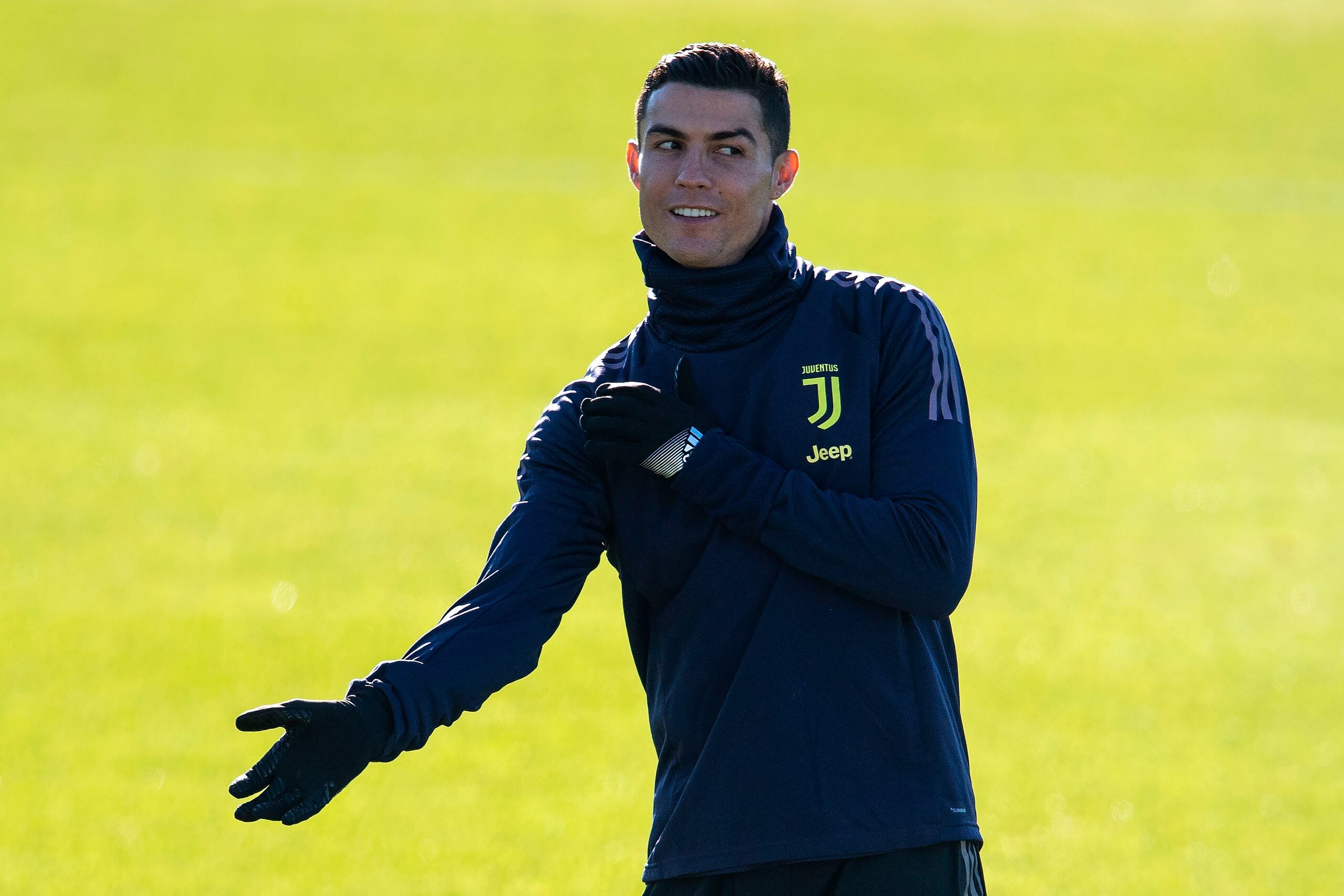 Juventus' Portuguese forward Cristiano Ronaldo attends a training session on the eve of their UEFA Champions League group H football match against Young Boys, on December 11, 2018 in Turin. (Photo by MARCO BERTORELLO / AFP)        (Photo credit should rea