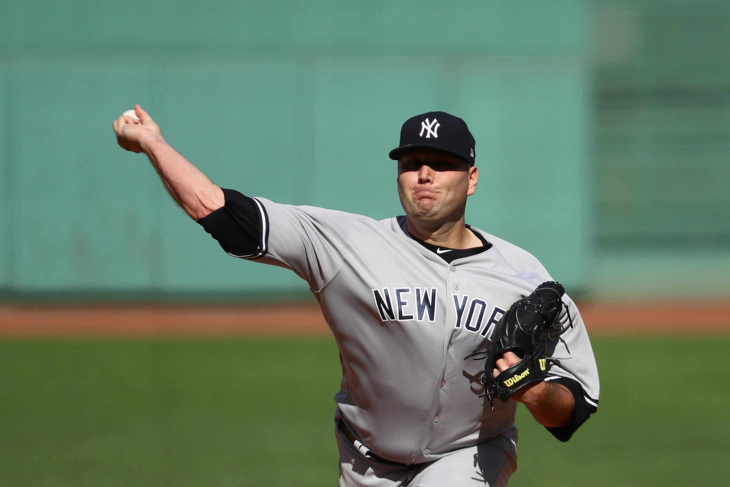 BOSTON, MA - SEPTEMBER 29:  Lance Lynn #36 of the New York Yankees pitches in the bottom of the fourth inning of the game against the Boston Red Sox at Fenway Park on September 29, 2018 in Boston, Massachusetts.  (Photo by Omar Rawlings/Getty Images)