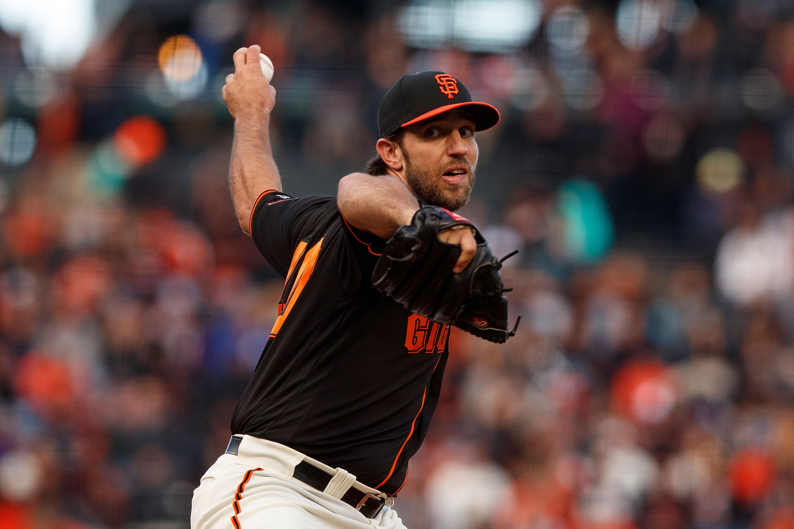 SAN FRANCISCO, CA - SEPTEMBER 15: Madison Bumgarner #40 of the San Francisco Giants pitches against the Colorado Rockies during the first inning at AT&T Park on September 15, 2018 in San Francisco, California. The San Francisco Giants defeated the Colorad