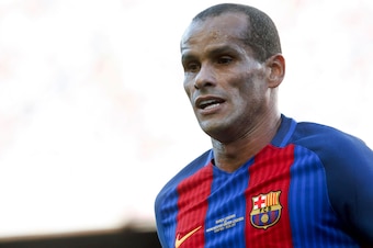 Former Barcelona's Brazilian midfielder Rivaldo looks on during a charity football match between Barcelona Legends vs Manchester United Legends at the Camp Nou stadium in Barcelona on June 30, 2017. / AFP PHOTO / PAU BARRENA        (Photo credit should re