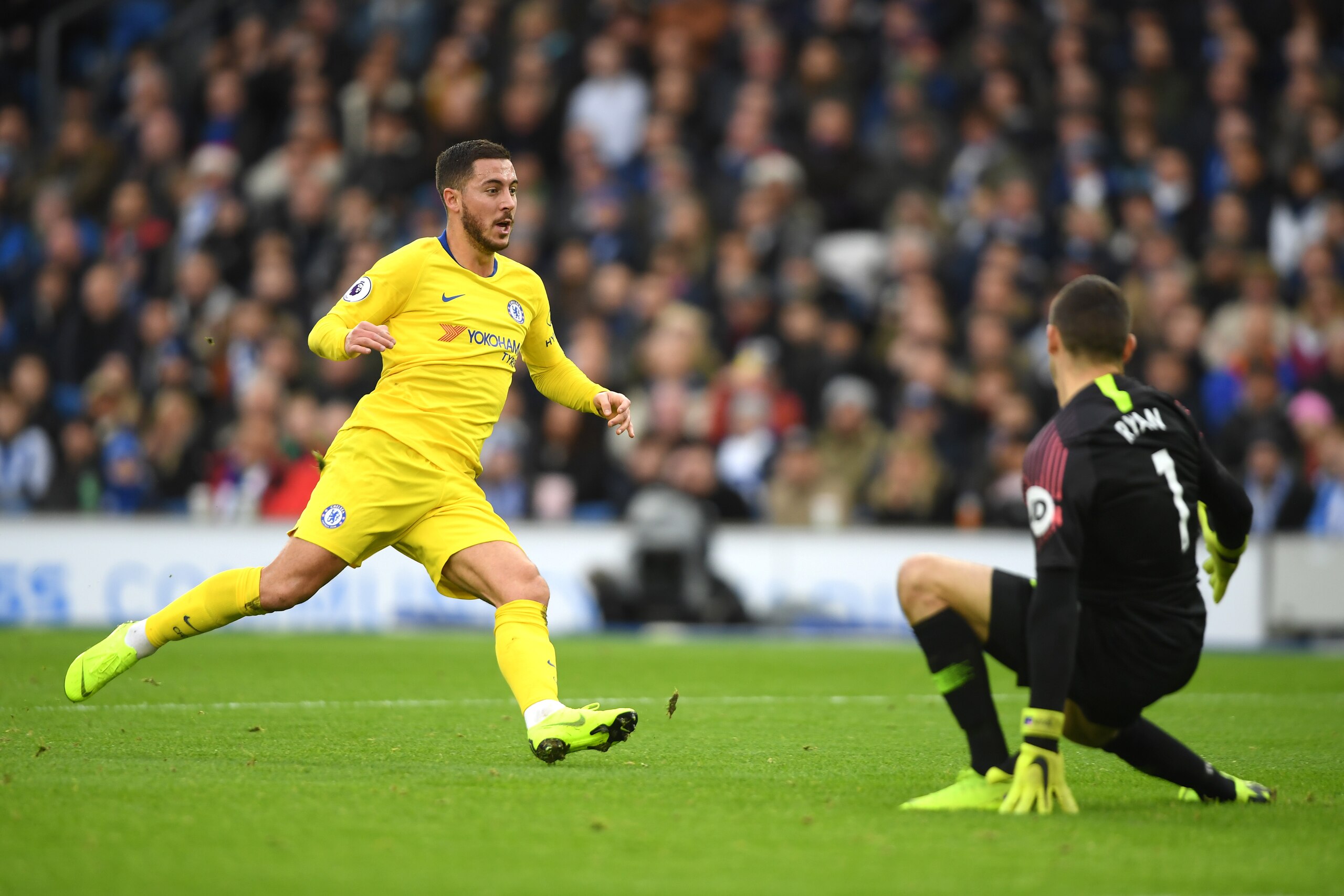 BRIGHTON, ENGLAND - DECEMBER 16: Eden Hazard of Chelsea scores his team's second goal during the Premier League match between Brighton & Hove Albion and Chelsea FC at American Express Community Stadium on December 16, 2018 in Brighton, United Kingdom. ( BRIGHTON, ENGLAND - DECEMBER 16: Eden Hazard of Chelsea scores his team's second goal during the Premier League match between Brighton & Hove Albion and Chelsea FC at American Express Community Stadium on December 16, 2018 in Brighton, United Kingdom. (