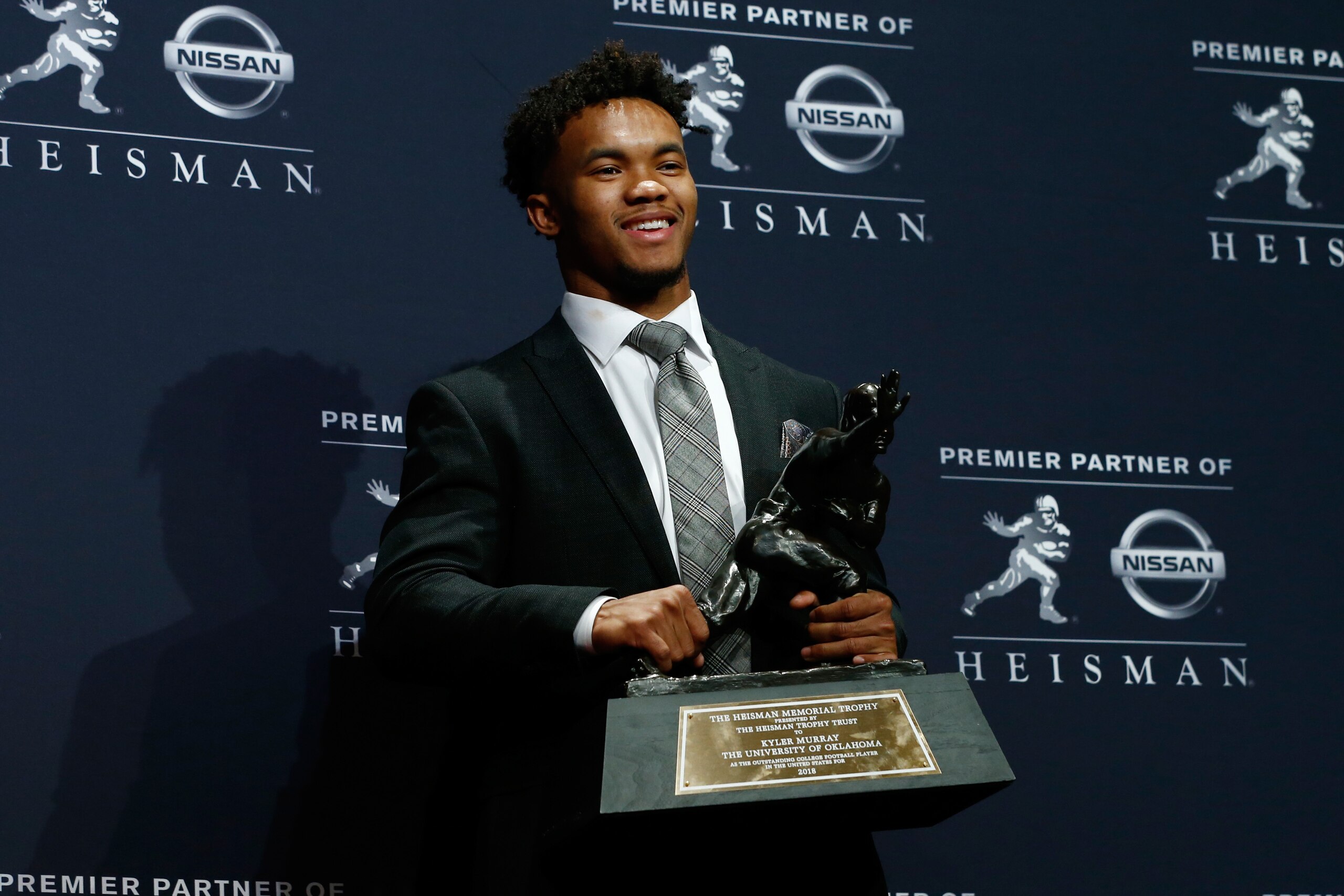 NEW YORK, NY - DECEMBER 08:  Kyler Murray of Oklahoma poses for a photo after winning the 2018 Heisman Trophy on December 8, 2018 in New York City.  (Photo by Mike Stobe/Getty Images)
