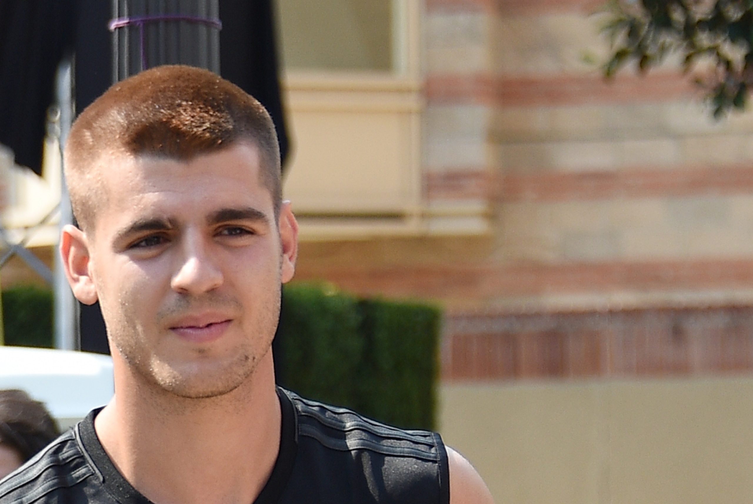 LOS ANGELES, CA - JULY 12: Alvaro Morata #21 of the Real Madrid arrives at a training session for Tour 2017 on the campus of UCLA July 12, 2017, in Los Angeles, California. (Photo by Kevork Djansezian/Getty Images)
