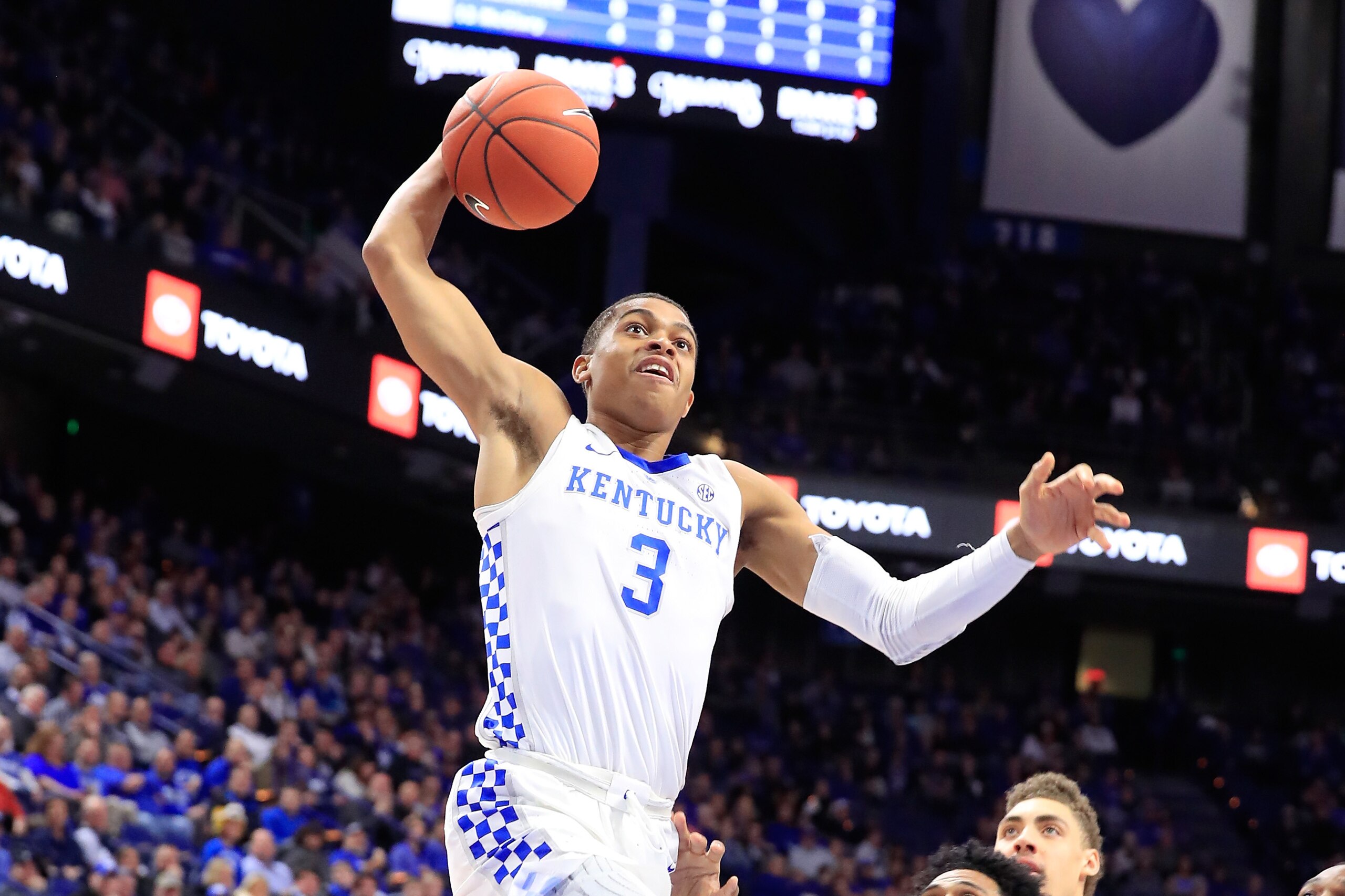 LEXINGTON, KY - NOVEMBER 28:  Keldon Johnson #3 of the Kentucky Wildcats dunks the ball against the Monmouth Hawks at Rupp Arena on November 28, 2018 in Lexington, Kentucky.  (Photo by Andy Lyons/Getty Images)