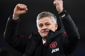 CARDIFF, WALES - DECEMBER 22:  Ole Gunnar Solskjaer, Interim Manager of Manchester United celebrates after the final whistle of the Premier League match between Cardiff City and Manchester United at Cardiff City Stadium on December 22, 2018 in Cardiff, Un