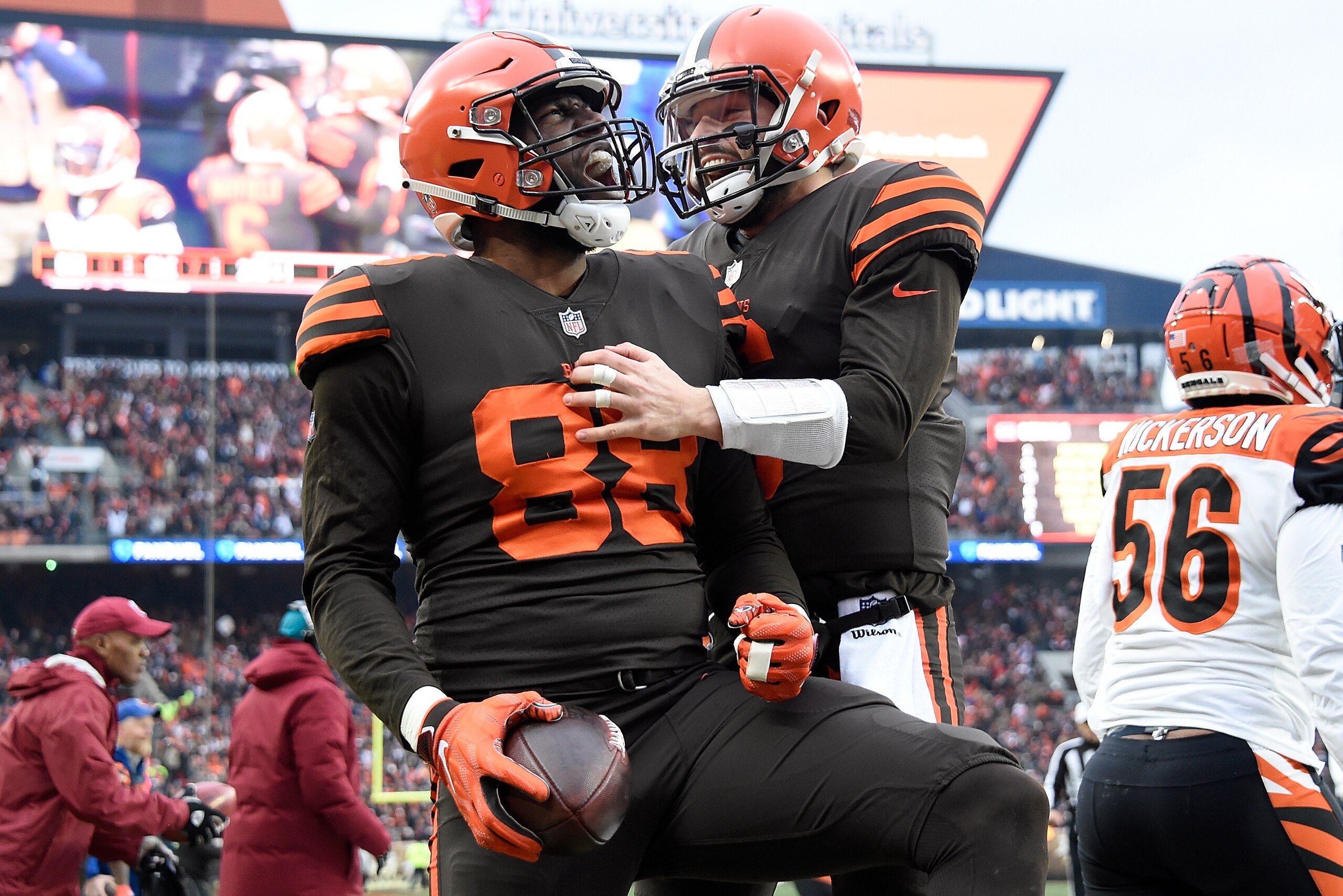 CLEVELAND, OH - DECEMBER 23:  Darren Fells #88 celebrates his touchdown with Baker Mayfield #6 of the Cleveland Browns during the second quarter against the Cincinnati Bengals at FirstEnergy Stadium on December 23, 2018 in Cleveland, Ohio. (Photo by Jason
