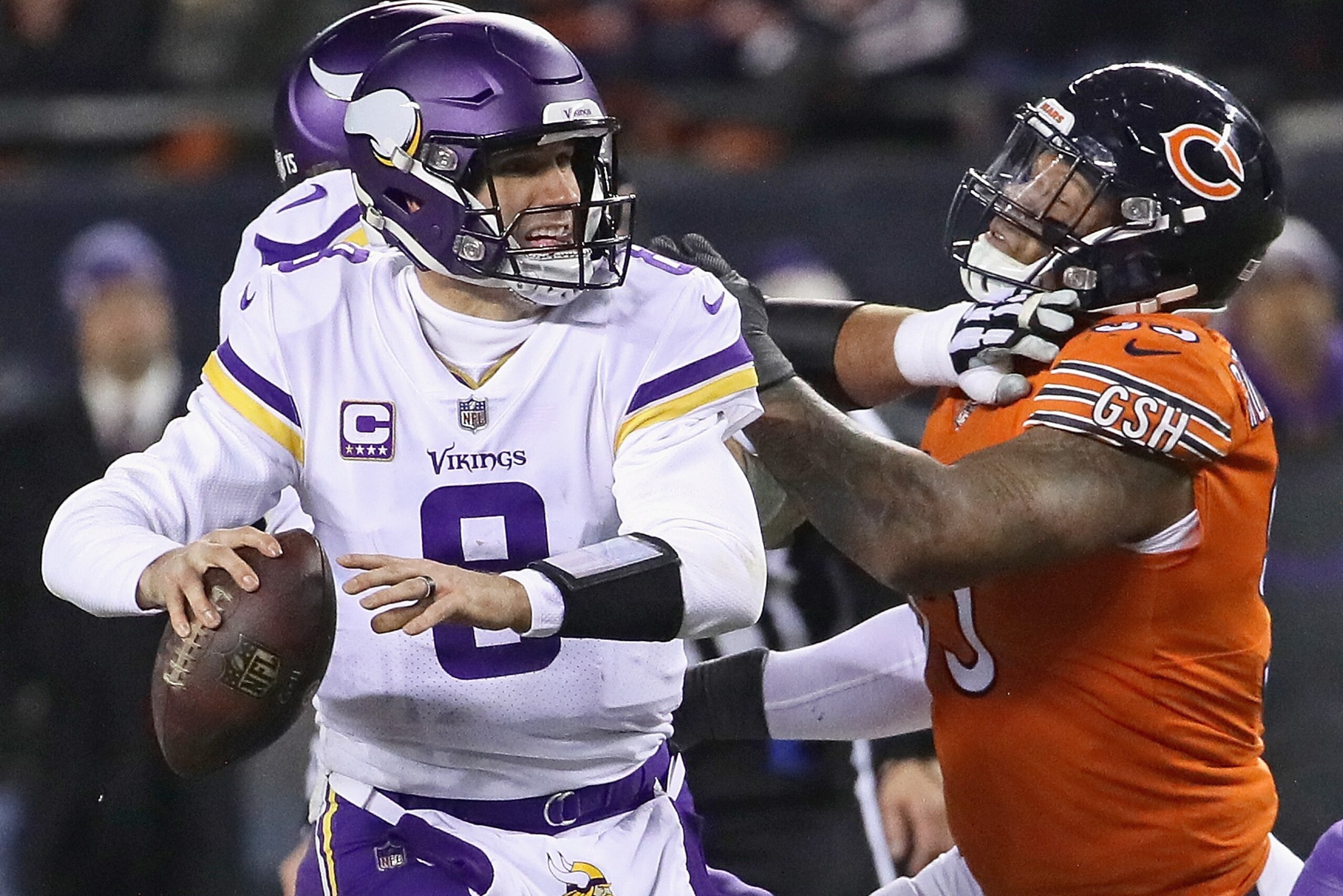 CHICAGO, IL - NOVEMBER 18: Kirk Cousins #8 of the Minnesota Vikings passes under pressure from Roy Robertson-Harris #95 of the Chicago Bears at Soldier Field on November 18, 2018 in Chicago, Illinois. The Bears defeated the Vikings 25-20. (Photo by Jona CHICAGO, IL - NOVEMBER 18: Kirk Cousins #8 of the Minnesota Vikings passes under pressure from Roy Robertson-Harris #95 of the Chicago Bears at Soldier Field on November 18, 2018 in Chicago, Illinois. The Bears defeated the Vikings 25-20. (Photo by Jona
