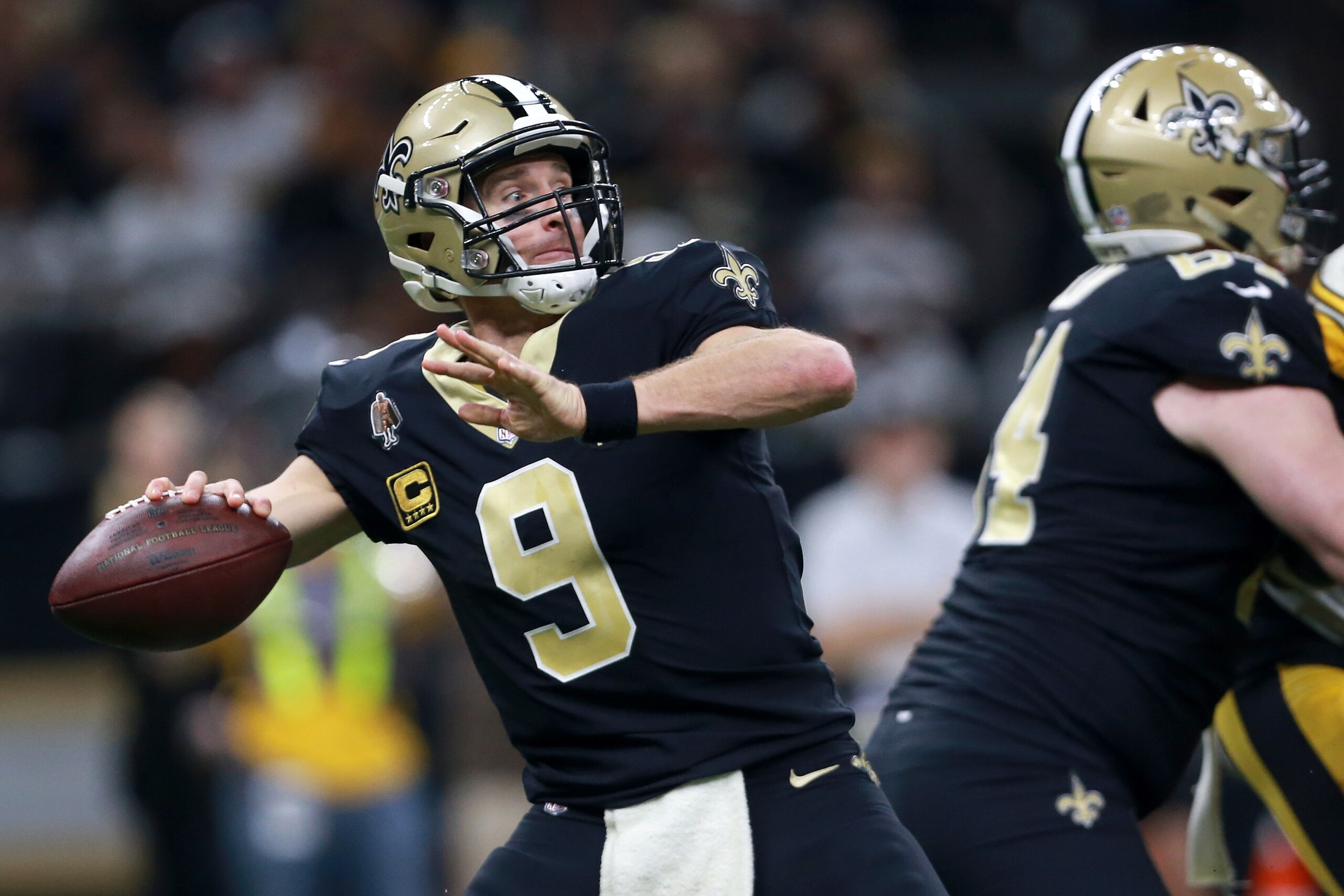 NEW ORLEANS, LOUISIANA - DECEMBER 23: Drew Brees #9 of the New Orleans Saints throws the ball during the second half against the Pittsburgh Steelers at the Mercedes-Benz Superdome on December 23, 2018 in New Orleans, Louisiana. (Photo by Sean Gardner/Gett