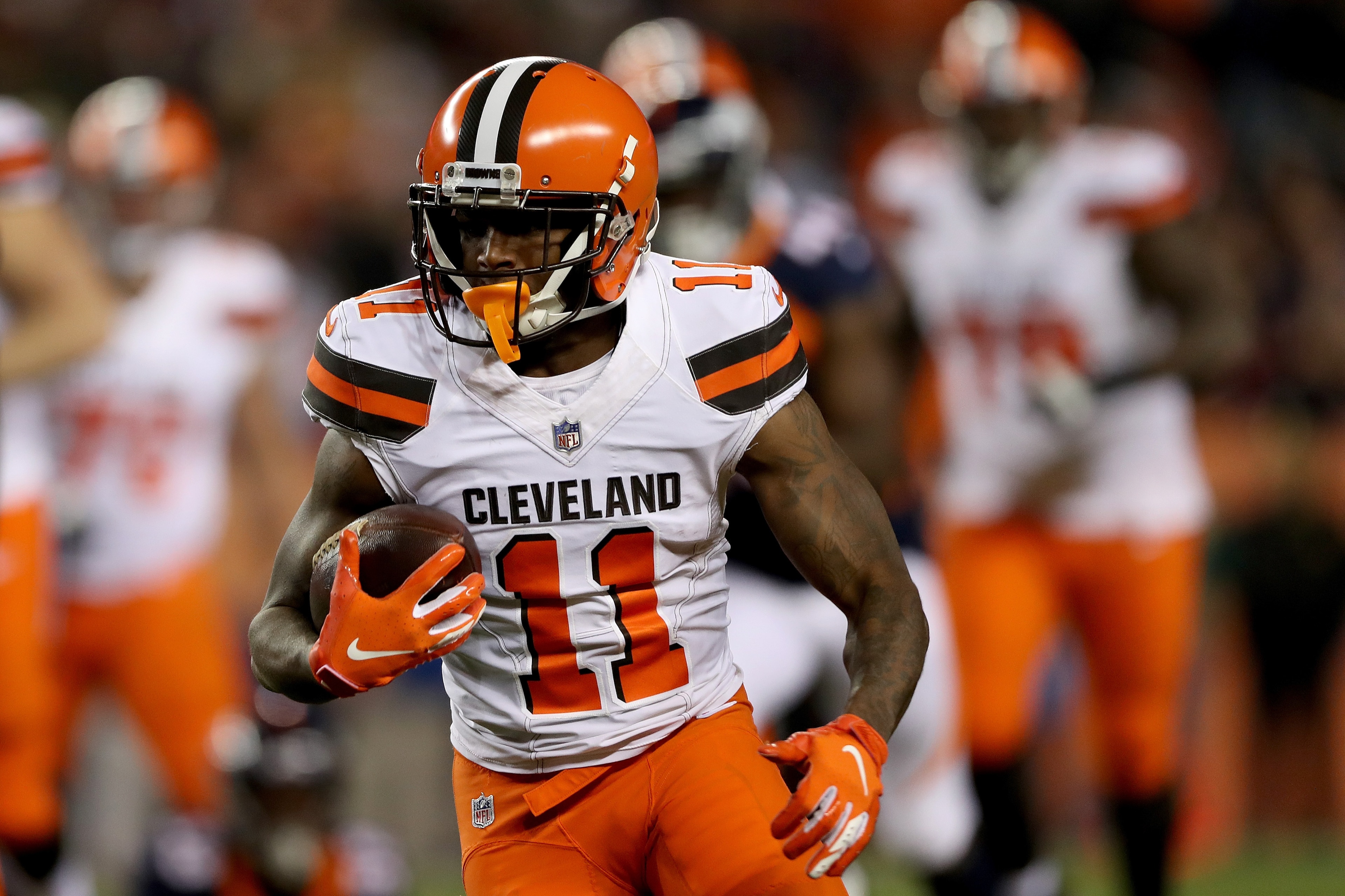 DENVER, COLORADO - DECEMBER 15: Antonio Callaway #11 of the Cleveland Browns runs with the ball after making a catch against the Denver Broncos at Broncos Stadium at Mile High on December 15, 2018 in Denver, Colorado. (Photo by Matthew Stockman/Getty Imag