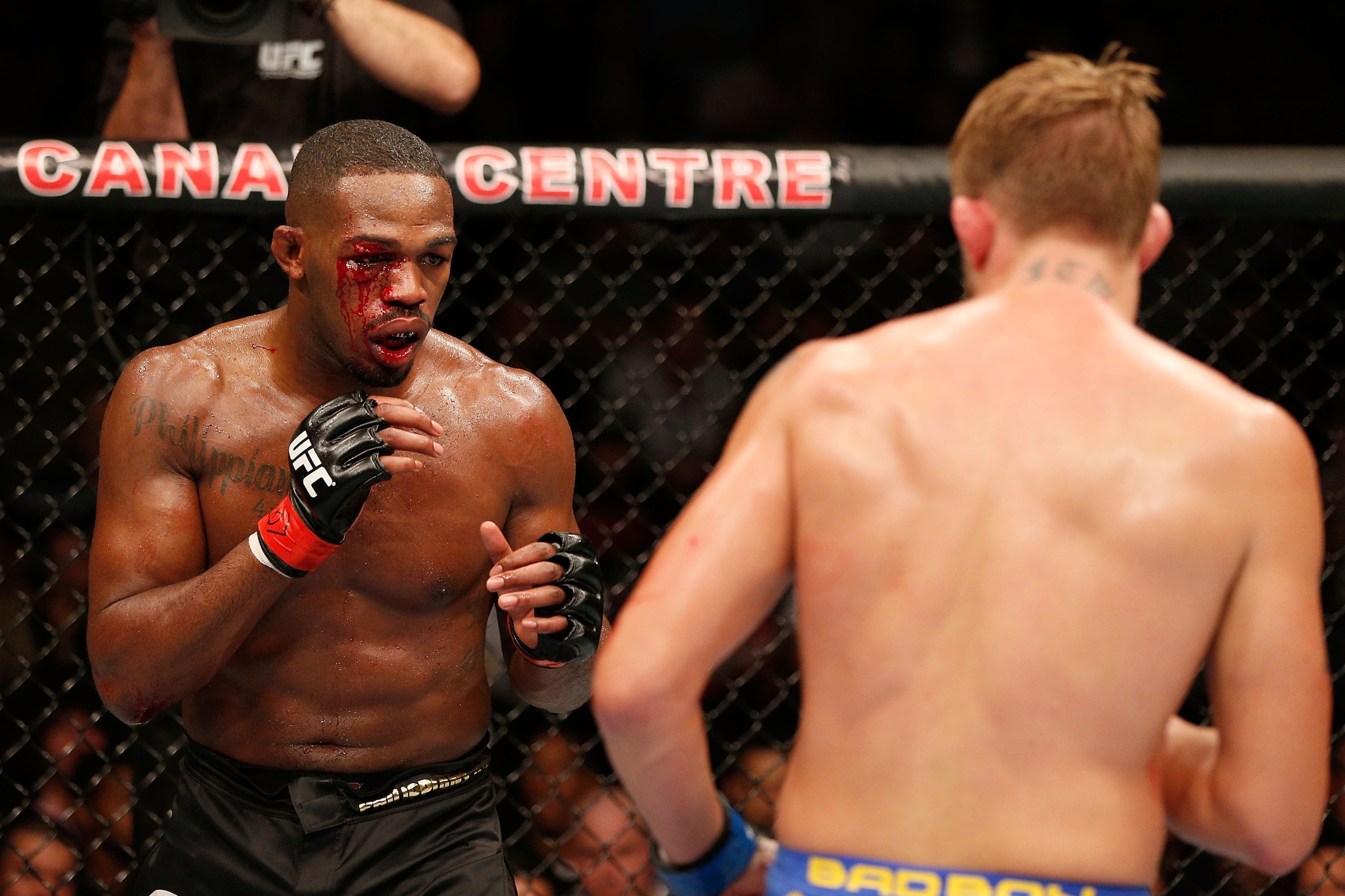 TORONTO, CANADA - SEPTEMBER 21: (L-R) Jon 'Bones' Jones looks to strike Alexander 'The Mauler' Gustafsson in their UFC light heavyweight championship bout at the Air Canada Center on September 21, 2013 in Toronto, Ontario, Canada. (Photo by Josh Hedges/Z TORONTO, CANADA - SEPTEMBER 21: (L-R) Jon 'Bones' Jones looks to strike Alexander 'The Mauler' Gustafsson in their UFC light heavyweight championship bout at the Air Canada Center on September 21, 2013 in Toronto, Ontario, Canada. (Photo by Josh Hedges/Z
