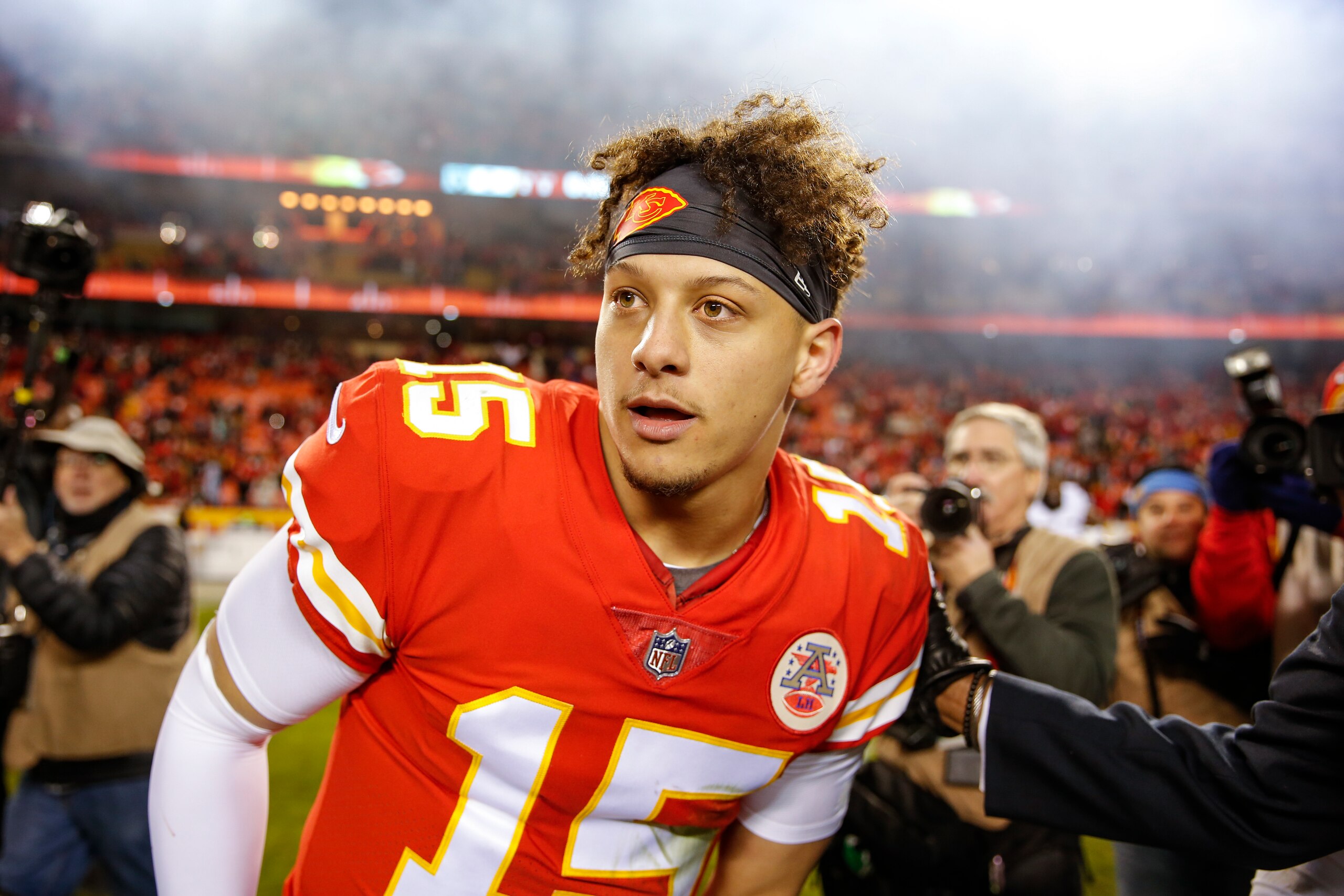 KANSAS CITY, MO - DECEMBER 30: Patrick Mahomes #15 of the Kansas City Chiefs looks for Oakland Raiders players to greet at the conclusion of the Chiefs' 35-3 victory at Arrowhead Stadium on December 30, 2018 in Kansas City, Missouri. (Photo by David Eulit