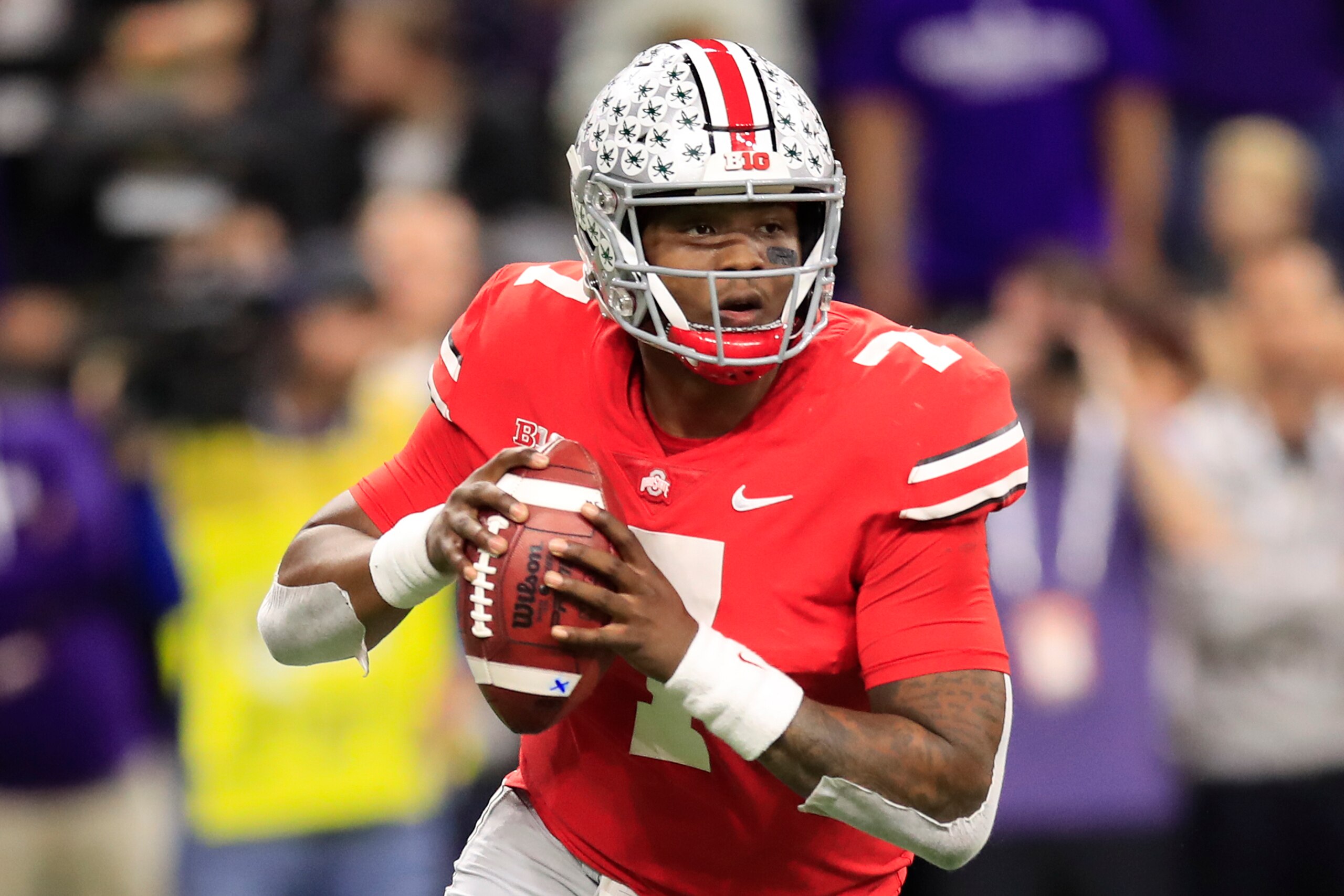 INDIANAPOLIS, INDIANA - DECEMBER 01: Dwayne Haskins Jr. #7 of the Ohio State Buckeyes throws a pass down field in the game against the Northwestern Wildcats in the second quarter at Lucas Oil Stadium on December 01, 2018 in Indianapolis, Indiana. (Photo b