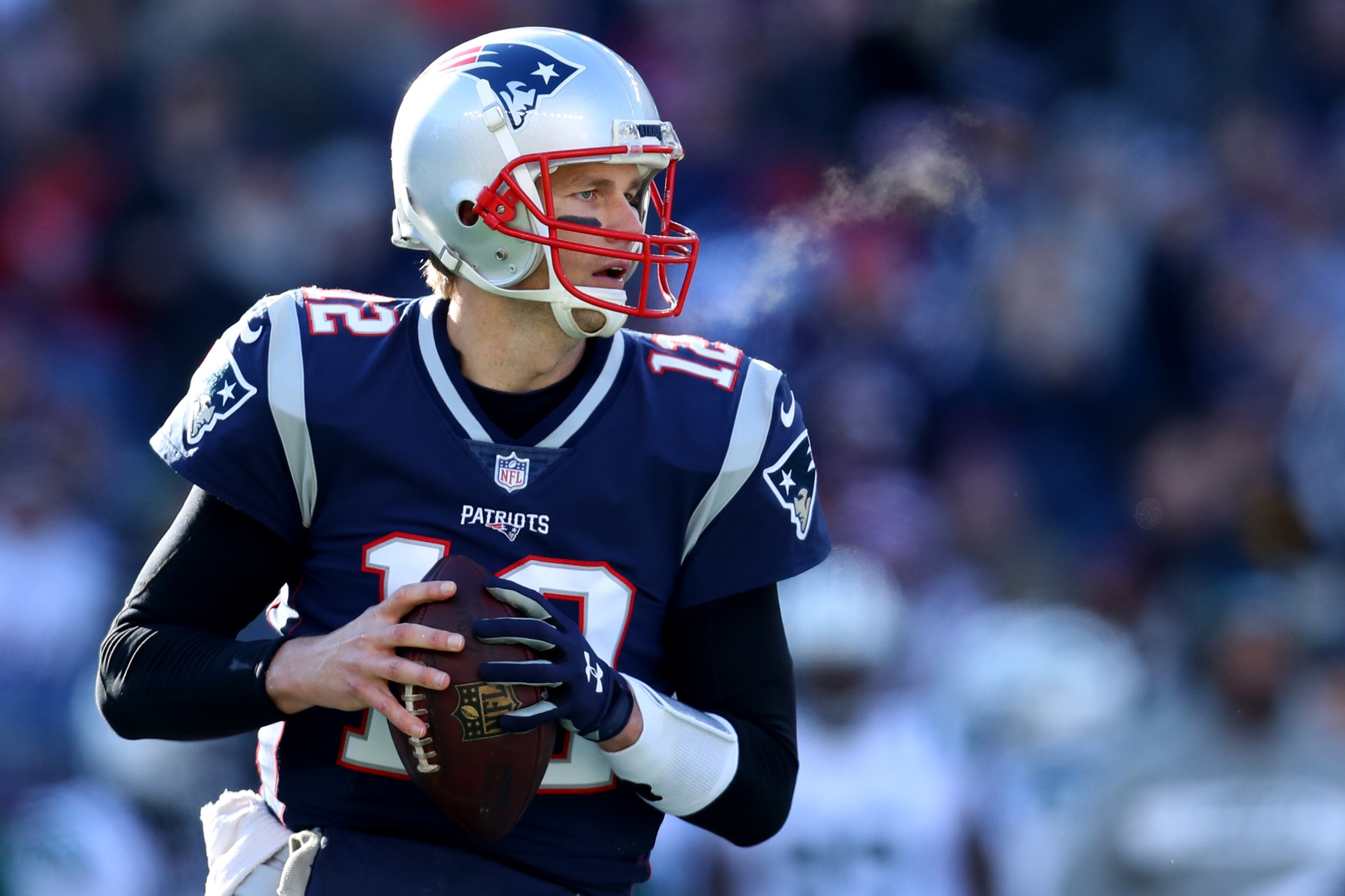 FOXBOROUGH, MASSACHUSETTS - DECEMBER 30: Tom Brady #12 of the New England Patriots looks to throw during the first quarter of a game against the New York Jets at Gillette Stadium on December 30, 2018 in Foxborough, Massachusetts. (Photo by Maddie Meyer/Ge