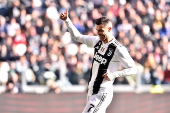 TURIN, ITALY - DECEMBER 29:  Cristiano Ronaldo of Juventus gestures  during the Serie A match between Juventus and UC Sampdoria on December 29, 2018 in Turin, Italy.  (Photo by Tullio M. Puglia/Getty Images)