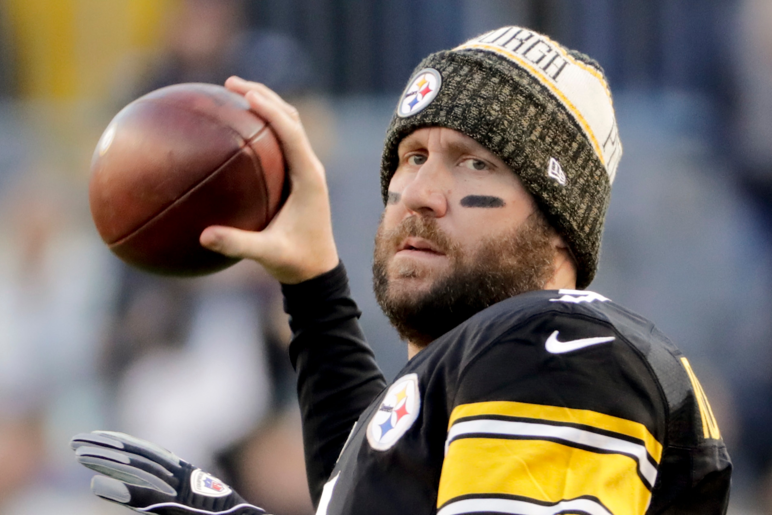 While Ben Roethlisberger has tried to downplay rumors of a rift with Brown, the Steelers QB hasn't always been quick to defend his teammates. While Ben Roethlisberger has tried to downplay rumors of a rift with Brown, the Steelers QB hasn't always been quick to defend his teammates.