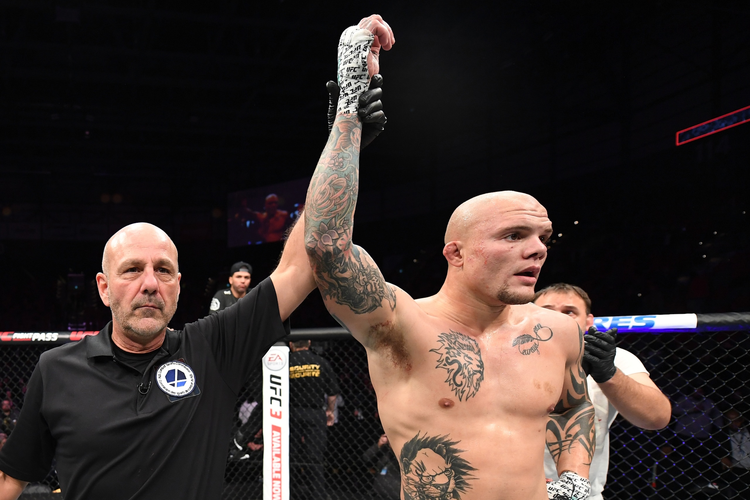 MONCTON, NB - OCTOBER 27:  Anthony Smith celebrates after his submission victory over Volkan Oezdemir of Switzerland in their light heavyweight bout during the UFC Fight Night event inside Avenir Centre on October 27, 2018 in Moncton, New Brunswick, Canad