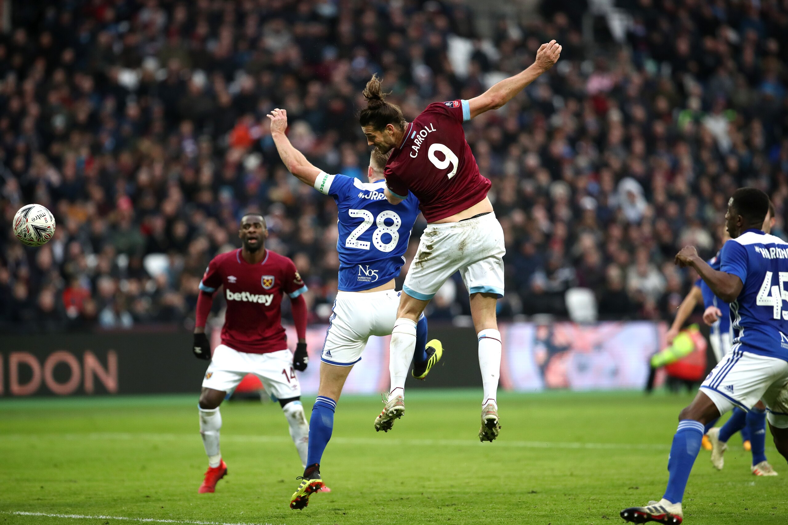 LONDON, ENGLAND - JANUARY 05:  Andy Carroll of West Ham United scores his team's second goal during the FA Cup Third Round match between West Ham United and Birmingham City at The London Stadium on January 5, 2019 in London, United Kingdom.  (Photo by Jul