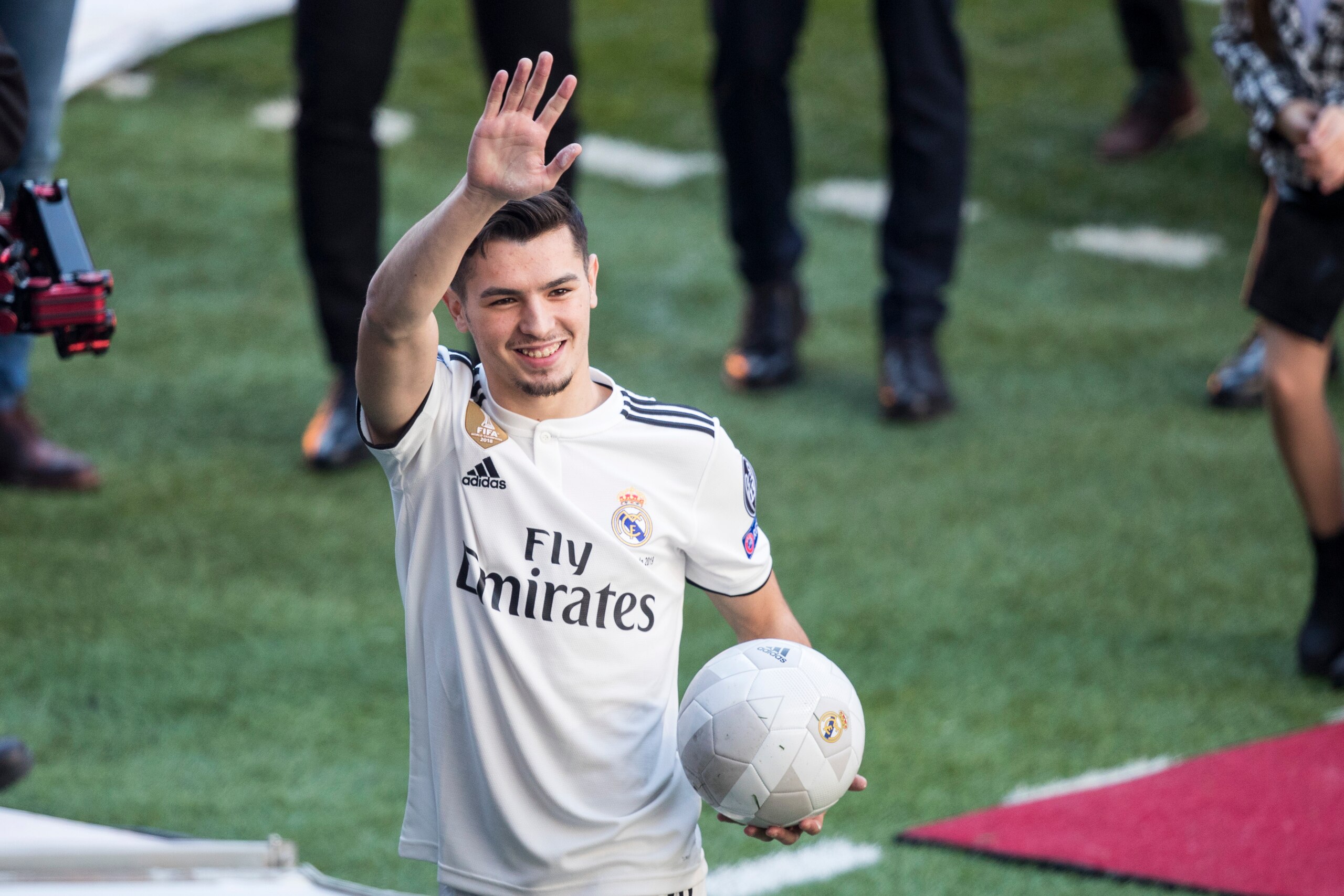MADRID, SPAIN - JANUARY 7: New signing Brahim Diaz of Real Madrid during the   presentation Brahim Diaz at Real Madrid at the Santiago Bernabeu on January 7, 2019 in Madrid Spain (Photo by David S. Bustamante/Soccrates/Getty Images)