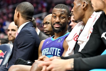 LOS ANGELES, CA - JANUARY 08: Kemba Walker #15 of the Charlotte Hornets looks on from the bench during the game against the LA Clippers at Staples Center on January 08, 2019 in Los Angeles, California. NOTE TO USER: User expressly acknowledges and agrees 
