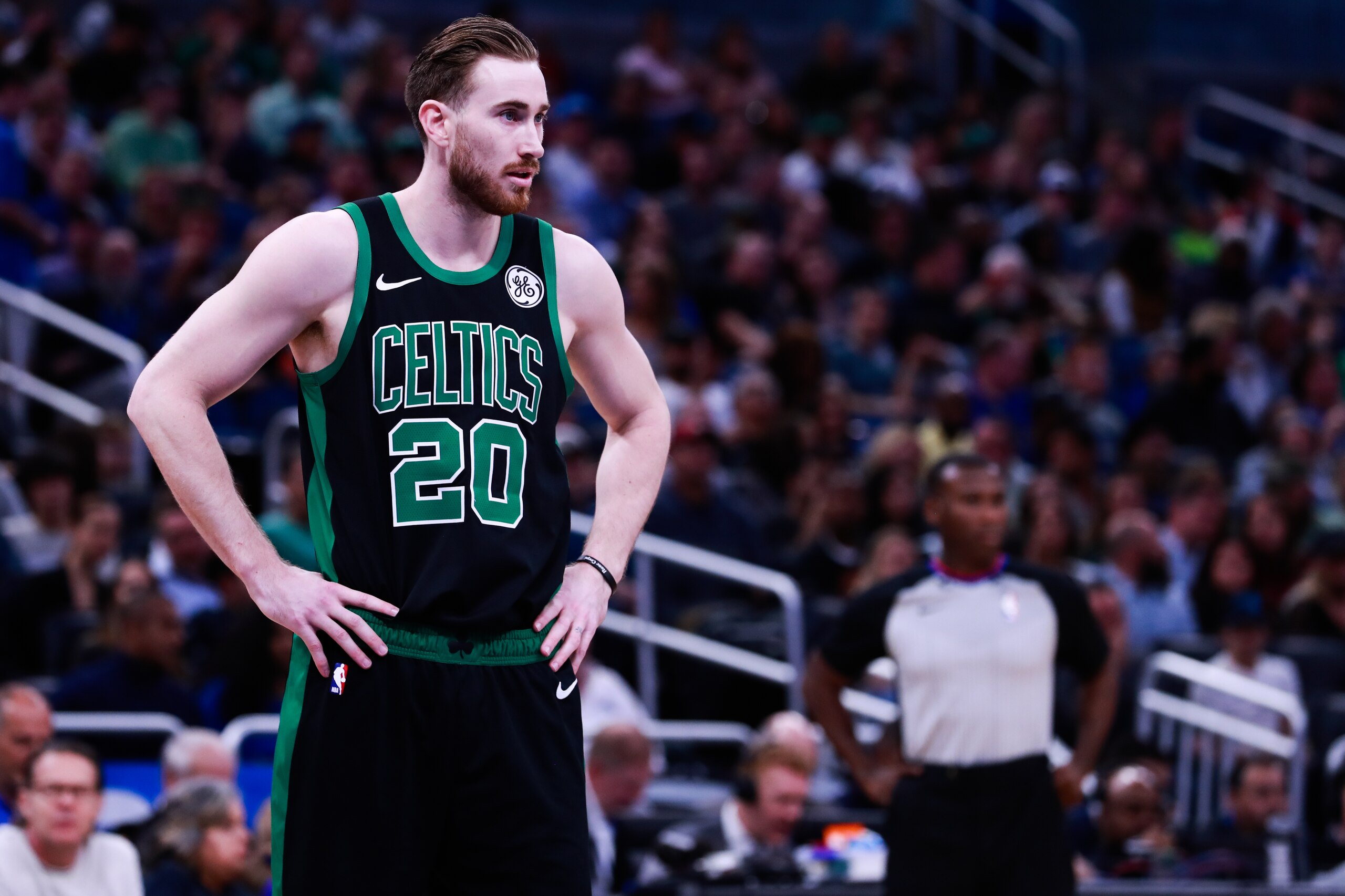 ORLANDO, FLORIDA - JANUARY 12: Gordon Hayward #20 of the Boston Celtics looks on as the Orlando Magic make free throws in the first quarter at Amway Center on January 12, 2019 in Orlando, Florida. NOTE TO USER: User expressly acknowledges and agrees that, ORLANDO, FLORIDA - JANUARY 12: Gordon Hayward #20 of the Boston Celtics looks on as the Orlando Magic make free throws in the first quarter at Amway Center on January 12, 2019 in Orlando, Florida. NOTE TO USER: User expressly acknowledges and agrees that,
