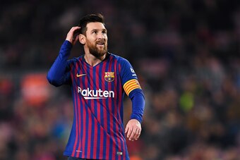 BARCELONA, SPAIN - JANUARY 17: Lionel Messi of FC Barcelona looks on during the Copa del Rey Round of 16 match between FC Barcelona and Levante at Camp Nou on January 17, 2019 in Barcelona, Spain. (Photo by David Ramos/Getty Images)