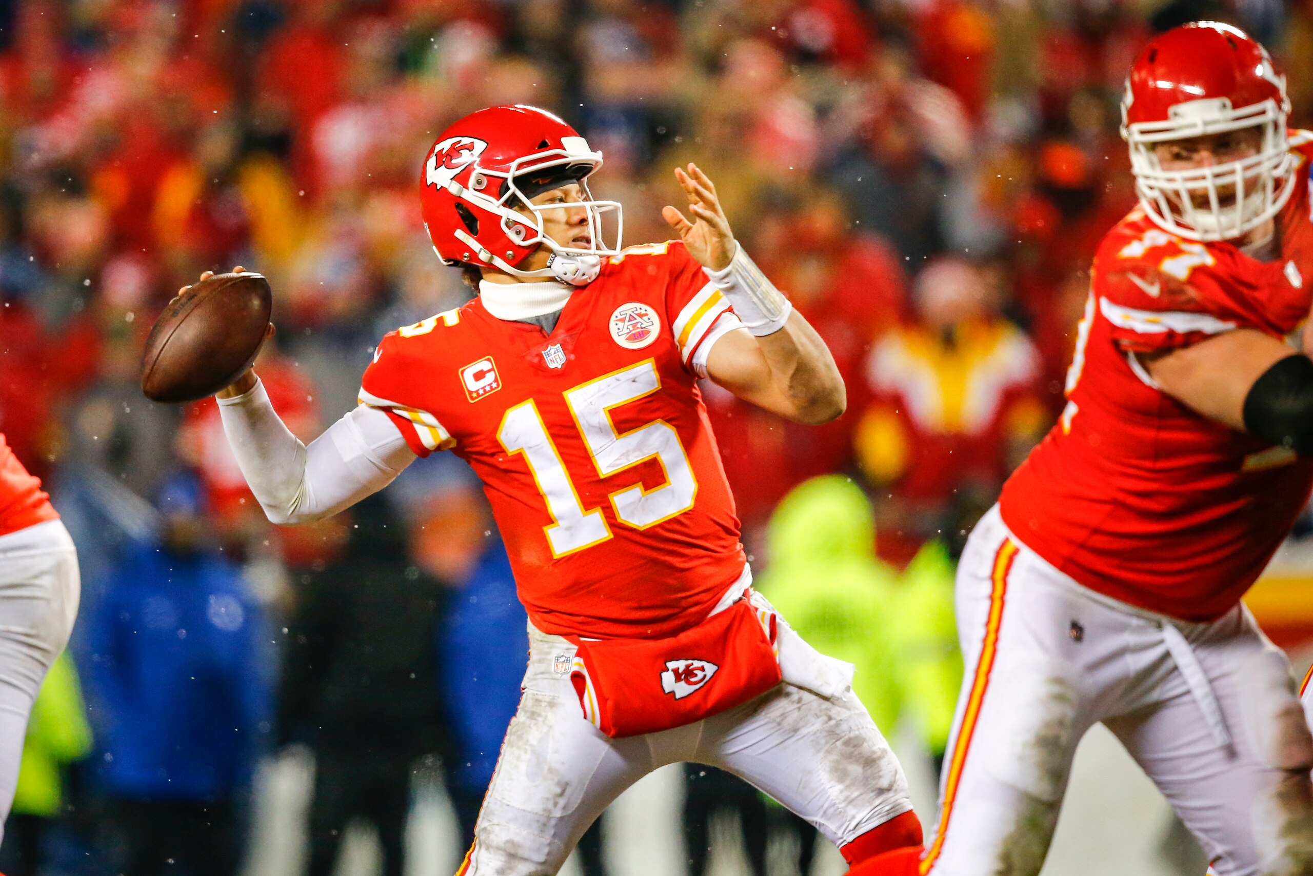 KANSAS CITY, MO - JANUARY 12: Quarterback Patrick Mahomes #15 of the Kansas City Chiefs throws a fourth quarter pass against the Indianapolis Colts in the AFC Divisional Playoff at Arrowhead Stadium on January 12, 2019 in Kansas City, Missouri. (Photo by 
