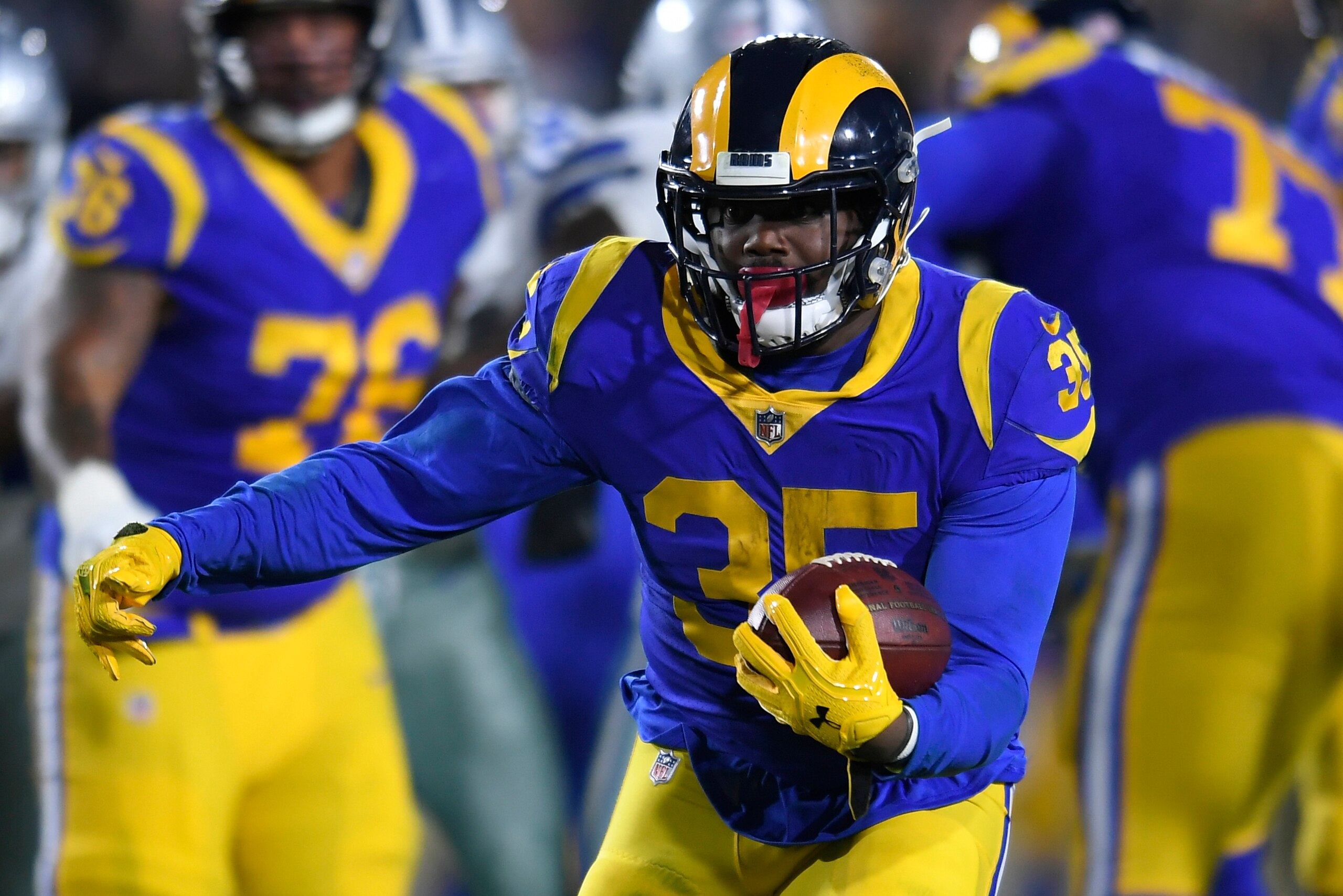 LOS ANGELES, CA - JANUARY 12: Los Angeles Rams running back C.J. Anderson #35 against the Dallas Cowboys at Los Angeles Memorial Coliseum on January 12, 2019 in Los Angeles, California. (Photo by John McCoy/Getty Images) LOS ANGELES, CA - JANUARY 12: Los Angeles Rams running back C.J. Anderson #35 against the Dallas Cowboys at Los Angeles Memorial Coliseum on January 12, 2019 in Los Angeles, California. (Photo by John McCoy/Getty Images)