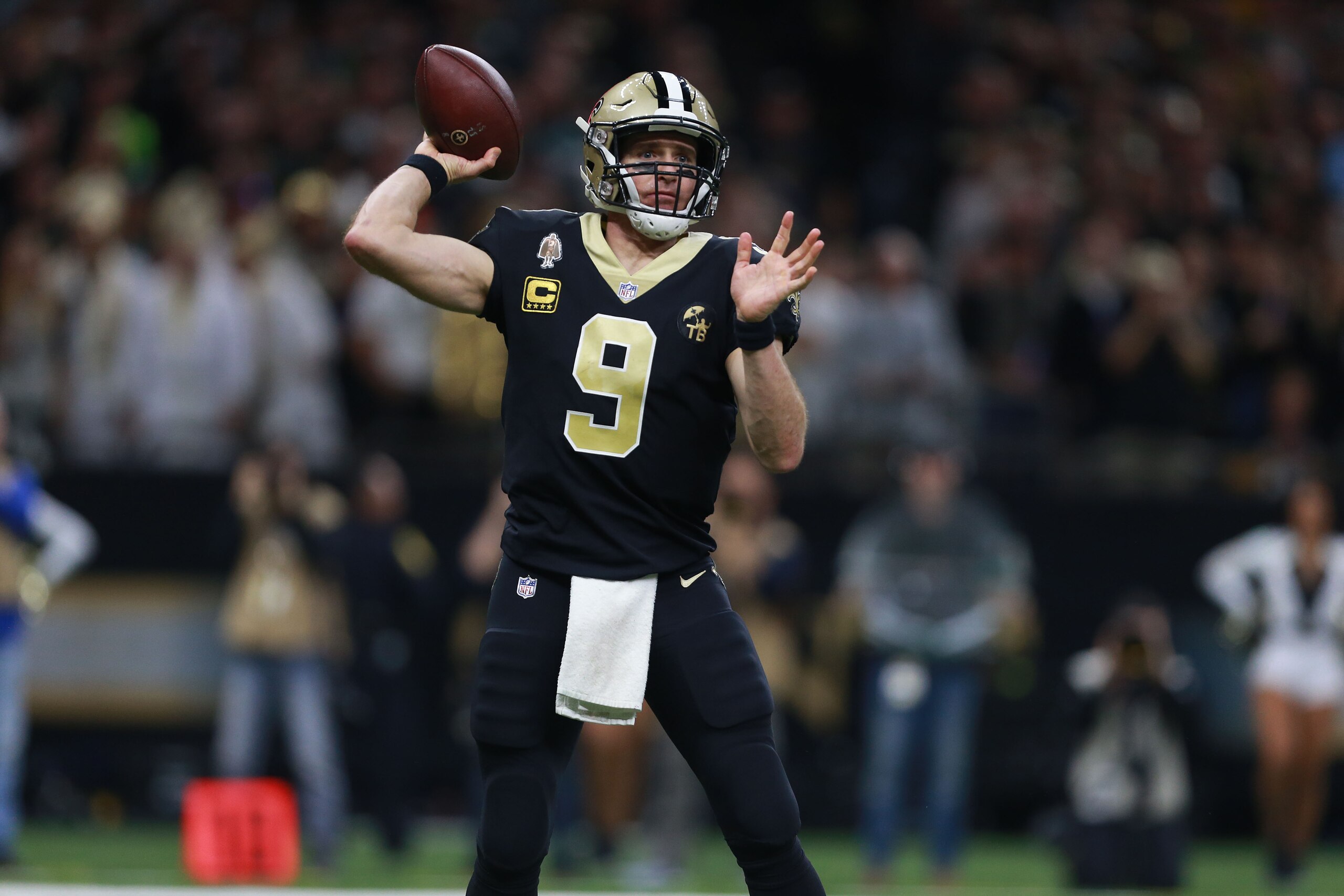 NEW ORLEANS, LOUISIANA - JANUARY 13: Drew Brees #9 of the New Orleans Saints drops back to pass during the NFC Divisional Playoff against the Philadelphia Eagles at the Mercedes Benz Superdome on January 13, 2019 in New Orleans, Louisiana. (Photo by Sean NEW ORLEANS, LOUISIANA - JANUARY 13: Drew Brees #9 of the New Orleans Saints drops back to pass during the NFC Divisional Playoff against the Philadelphia Eagles at the Mercedes Benz Superdome on January 13, 2019 in New Orleans, Louisiana. (Photo by Sean