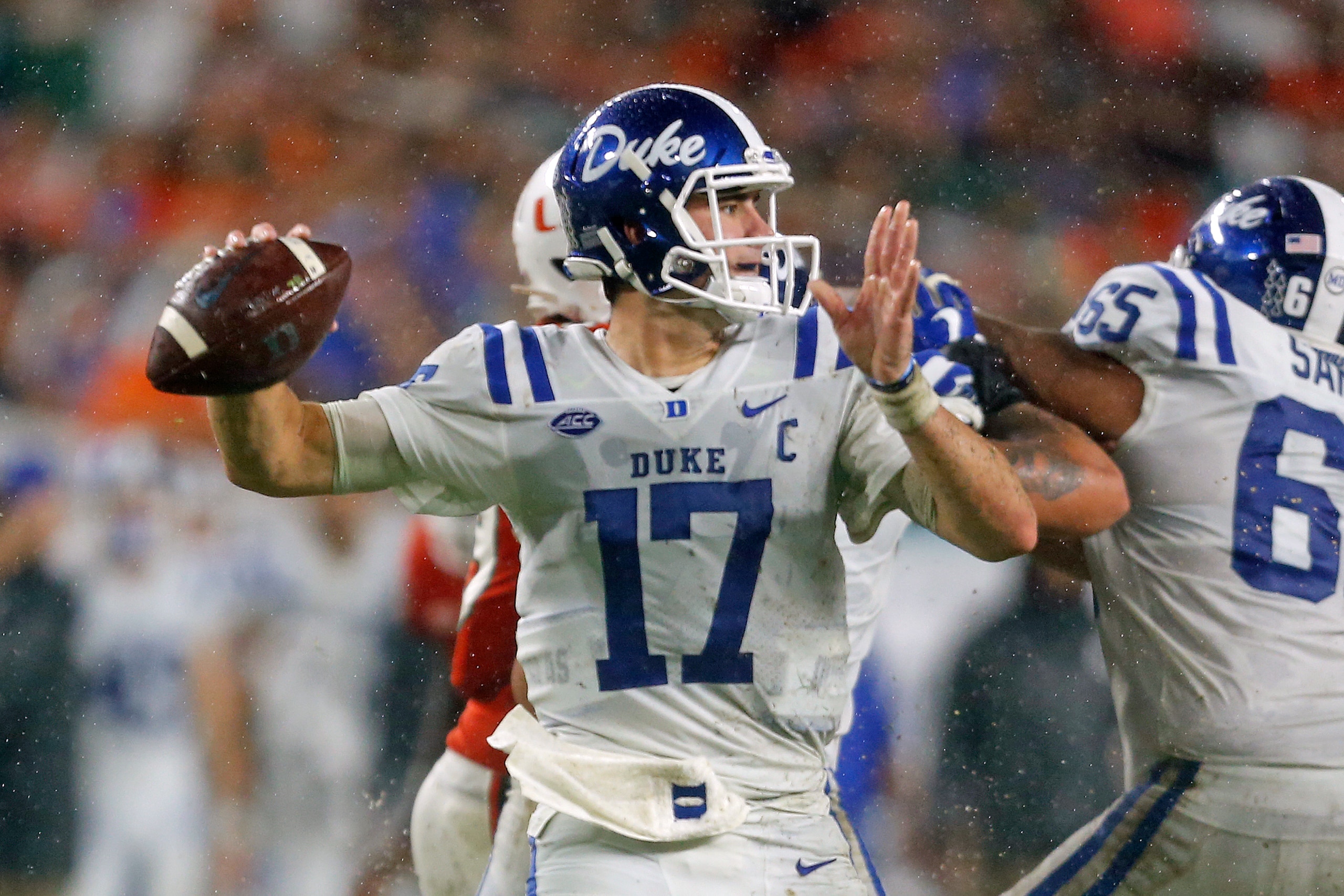 MIAMI GARDENS, FL - NOVEMBER 3: Daniel Jones #17 of the Duke Blue Devils throws the ball against the Miami Hurricanes on November 3, 2018 at Hard Rock Stadium in Miami Gardens, Florida. Duke defeated Miami 20-12. (Photo by Joel Auerbach/Getty Images)