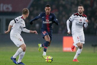 PARIS, FRANCE - JANUARY 19: Neymar Jr of Paris Saint Germain  during the French League 1  match between Paris Saint Germain v Guingamp at the Parc des Princes on January 19, 2019 in Paris France (Photo by Jeroen Meuwsen/Soccrates/Getty Images)