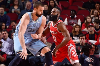 HOUSTON, TX - JANUARY 14 : James Harden #13 of the Houston Rockets plays defense against during the game against Marc Gasol #33 of the Memphis Grizzlies on January 14, 2019 at the Toyota Center in Houston, Texas. NOTE TO USER: User expressly acknowledges 