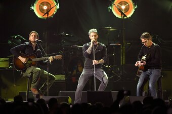 INGLEWOOD, CALIFORNIA - JANUARY 16: (L-R) Jesse Charmichael, Adam Levine and Stone Gossard of Maroon 5 perform at I Am The Highway: A Tribute to Chris Cornell at the Forum on January 16, 2019 in Inglewood, California. (Photo by Kevin Winter/Getty Images)
