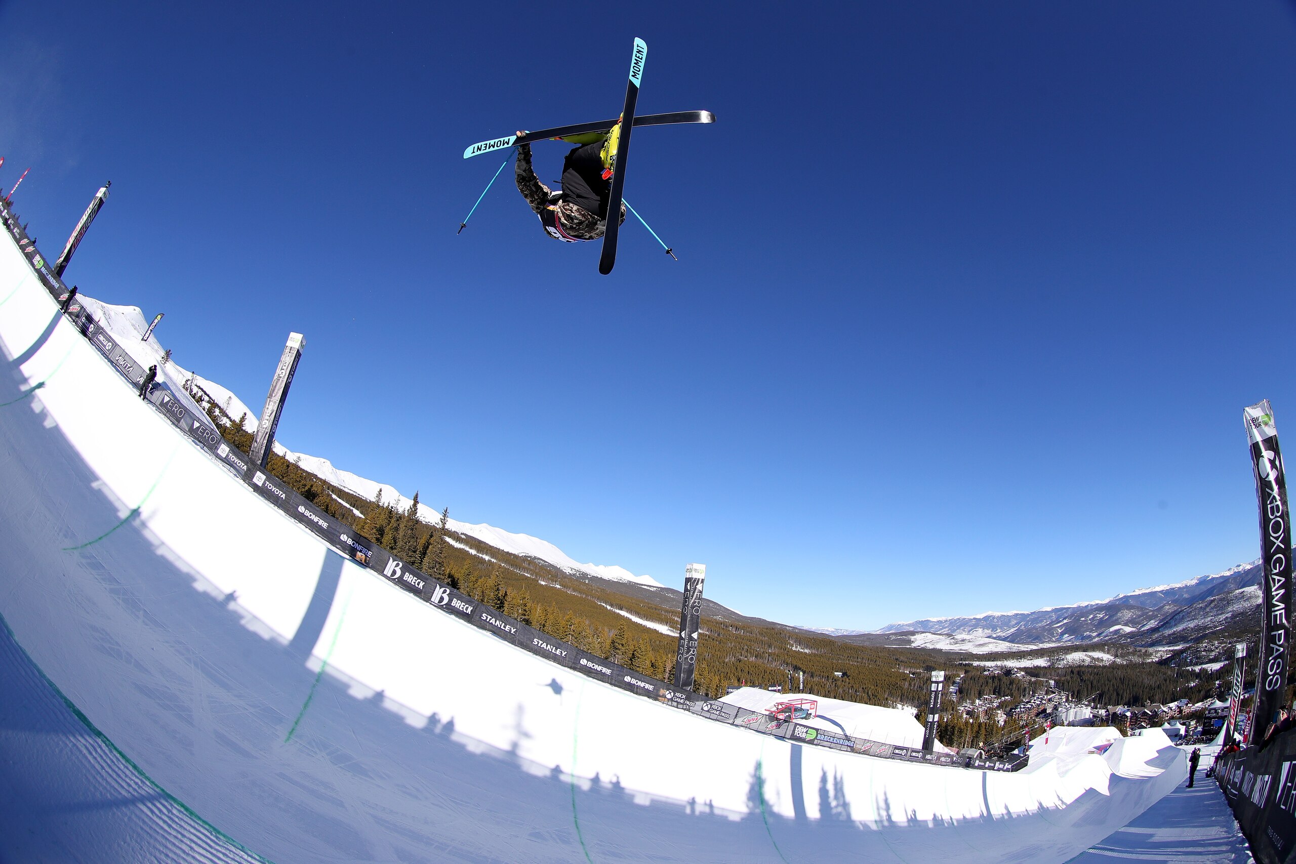 BRECKENRIDGE, CO - DECEMBER 16:  David Wise of the United States competes in the Men's Ski Modified Superpipe Final presented by Toyota during Day 4 of the Dew Tour on December 16, 2018 in Breckenridge, Colorado.  (Photo by Tom Pennington/Getty Images)