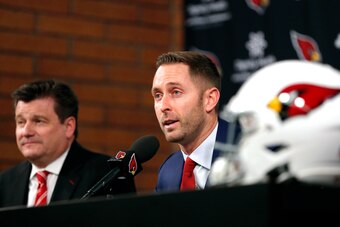 Arizona took a big risk on Kingsbury, but USC hardly put a roadblock in the way.