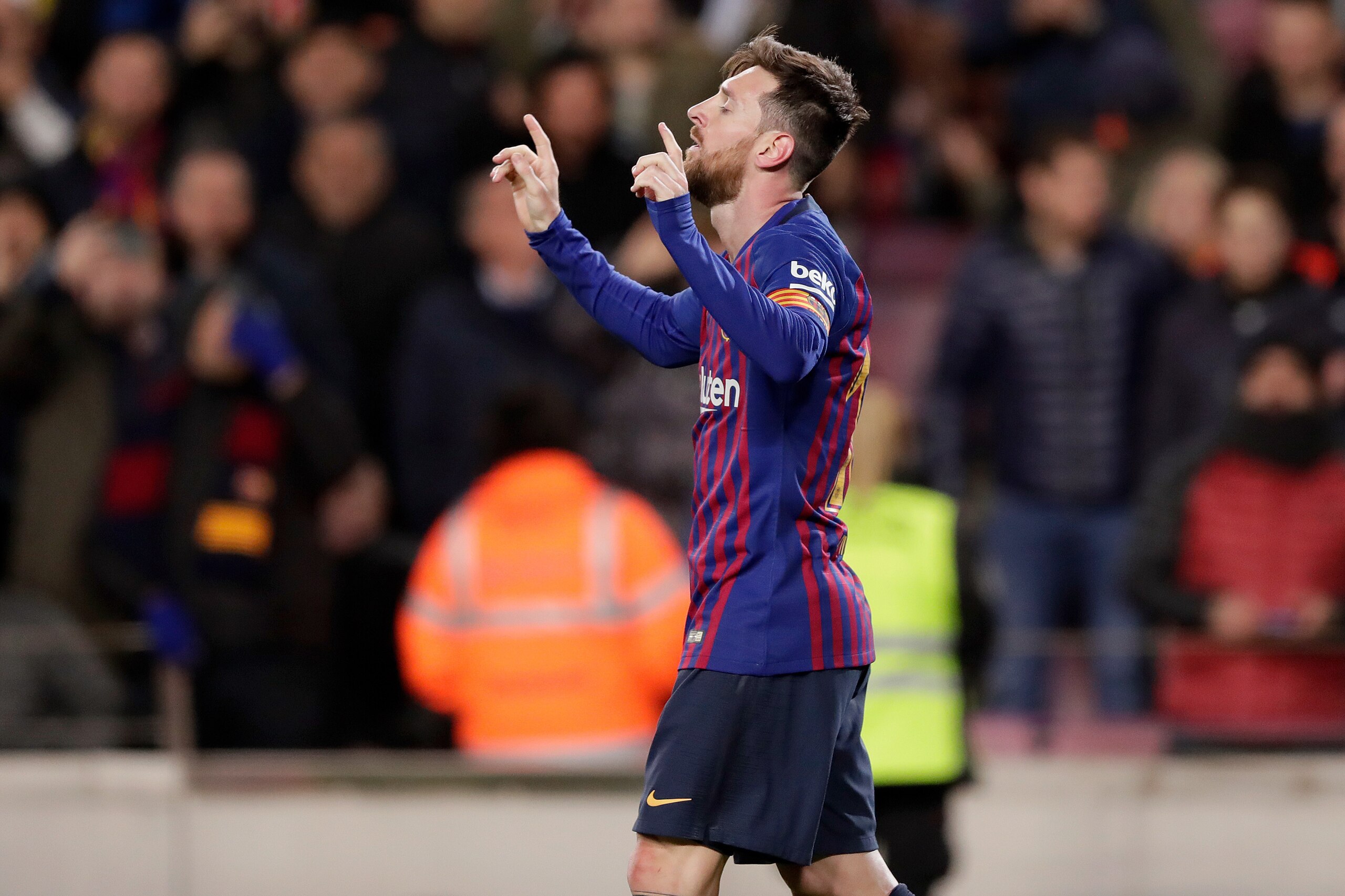 BARCELONA, SPAIN - JANUARY 30: Lionel Messi of FC Barcelona celebrates 6-1  during the Spanish Copa del Rey  match between FC Barcelona v Sevilla at the Camp Nou on January 30, 2019 in Barcelona Spain (Photo by Jeroen Meuwsen/Soccrates/Getty Images)