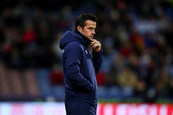 HUDDERSFIELD, ENGLAND - JANUARY 29:  Marco Silva the head coach / manager of Everton during the Premier League match between Huddersfield Town and Everton FC at John Smith's Stadium on January 29, 2019 in Huddersfield, United Kingdom. (Photo by Robbie Jay