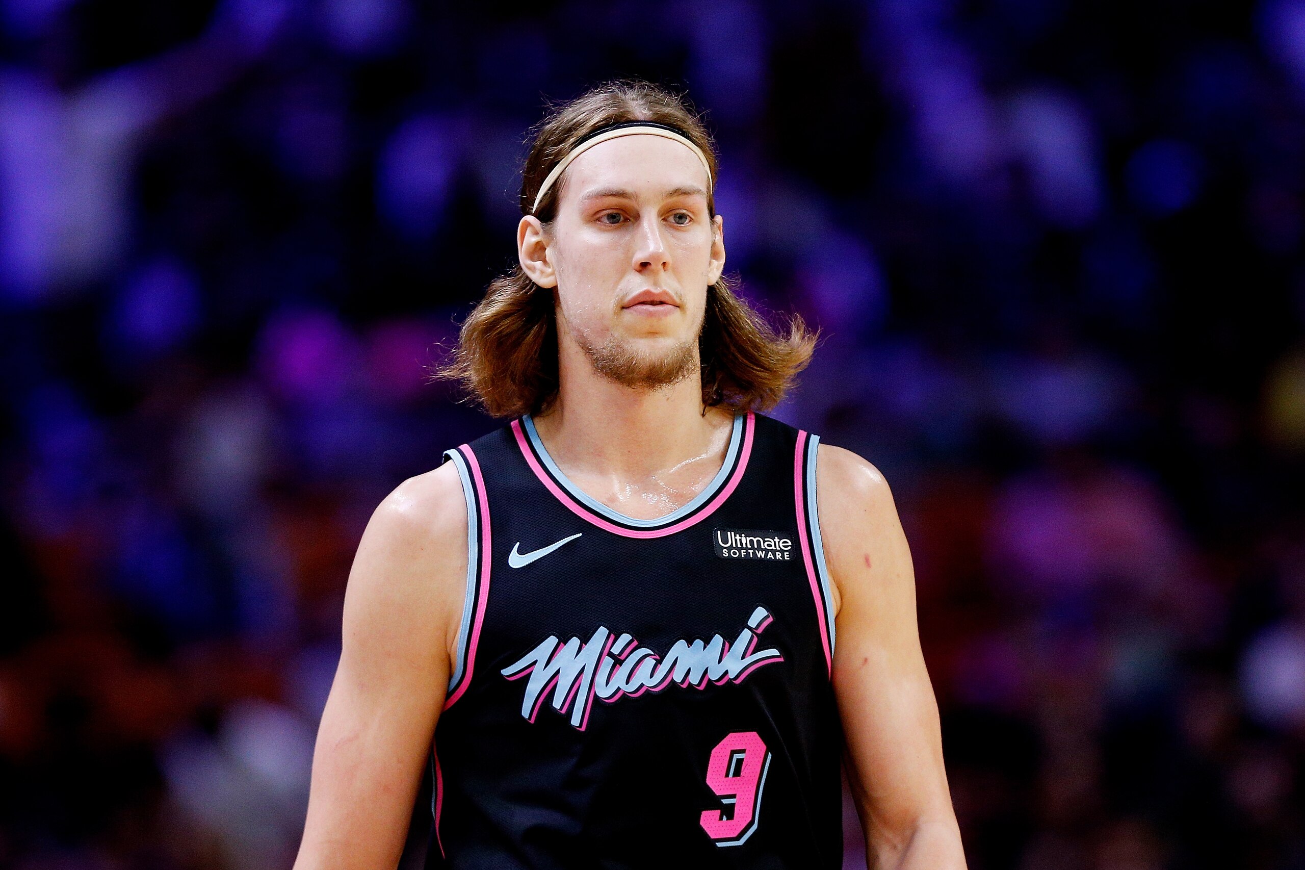 MIAMI, FL - JANUARY 04:  Kelly Olynyk #9 of the Miami Heat in action against the Washington Wizards at American Airlines Arena on January 4, 2019 in Miami, Florida. NOTE TO USER: User expressly acknowledges and agrees that, by downloading and or using thi