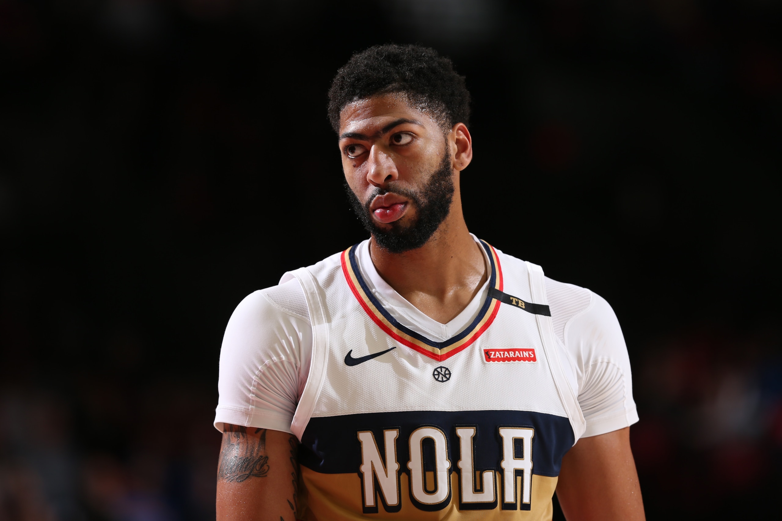 PORTLAND, OR - JANUARY 18:  Anthony Davis #23 of the New Orleans Pelicans looks on during the game against the Portland Trail Blazers on January 18, 2019 at the Moda Center Arena in Portland, Oregon. NOTE TO USER: User expressly acknowledges and agrees th