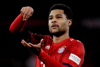 MUNICH, GERMANY - FEBRUARY 9: Serge Gnabry of Bayern Munchen celebrates 3-1 during the German Bundesliga  match between Bayern Munchen v Schalke 04 at the Allianz Arena on February 9, 2019 in Munich Germany (Photo by Rico Brouwer/Soccrates/Getty Images)