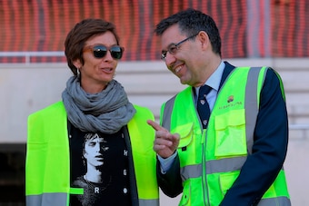 Barcelona's president Josep Maria Bartomeu talks to Johan Cruyff´s daughter Susila Cruyff during a visit to the construction site of the Johan Cruyff stadium for the Barca B team at the FC Barcelona Sports Center in Sant Joan Despi, near Barcelona, on Feb