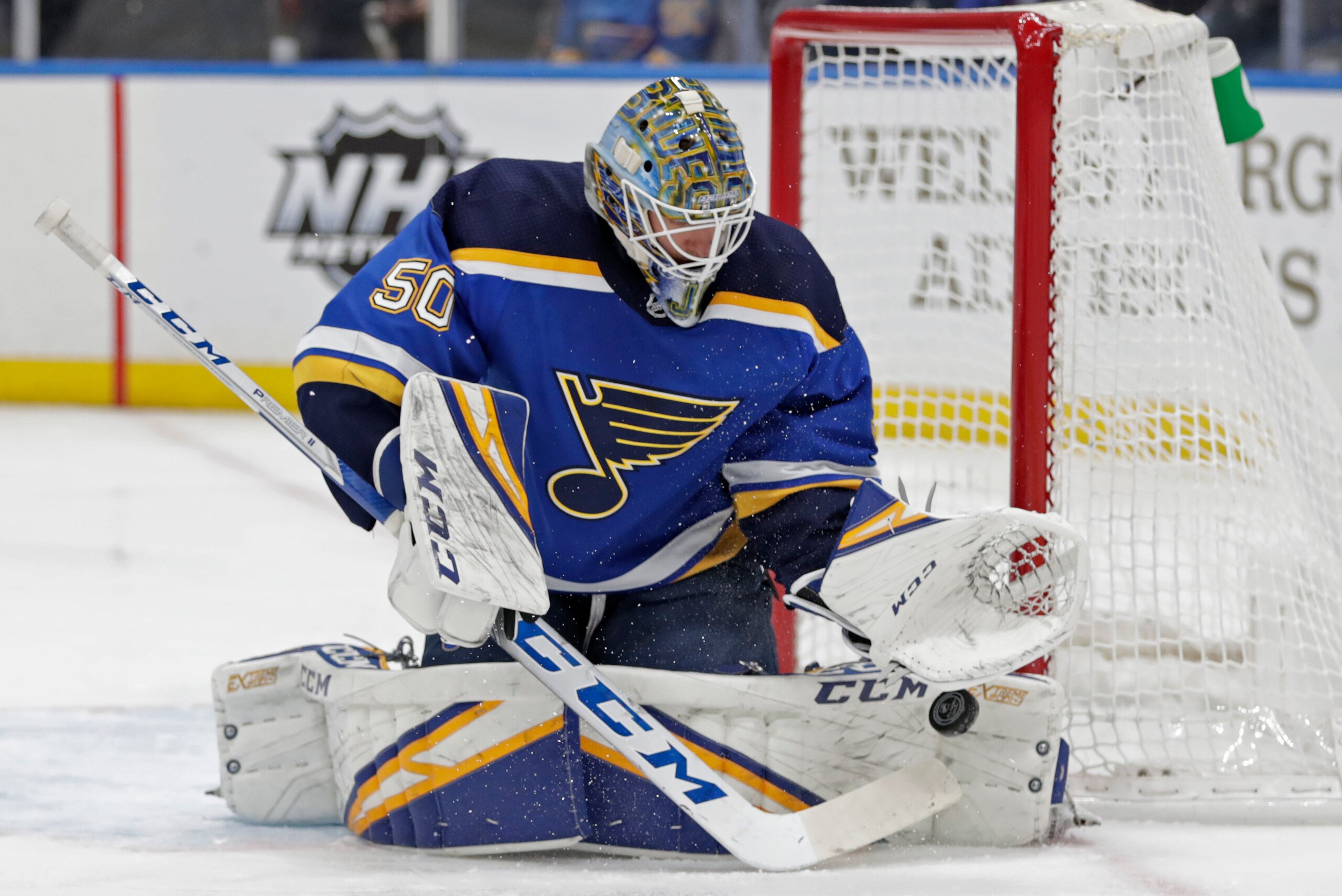 Jordan Binnington had 31 saves against the Bruins.