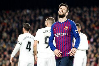 BARCELONA, SPAIN - FEBRUARY 6: Gerard Pique of FC Barcelona during the Spanish Copa del Rey  match between FC Barcelona v Real Madrid at the Camp Nou on February 6, 2019 in Barcelona Spain (Photo by David S. Bustamante/Soccrates/Getty Images)