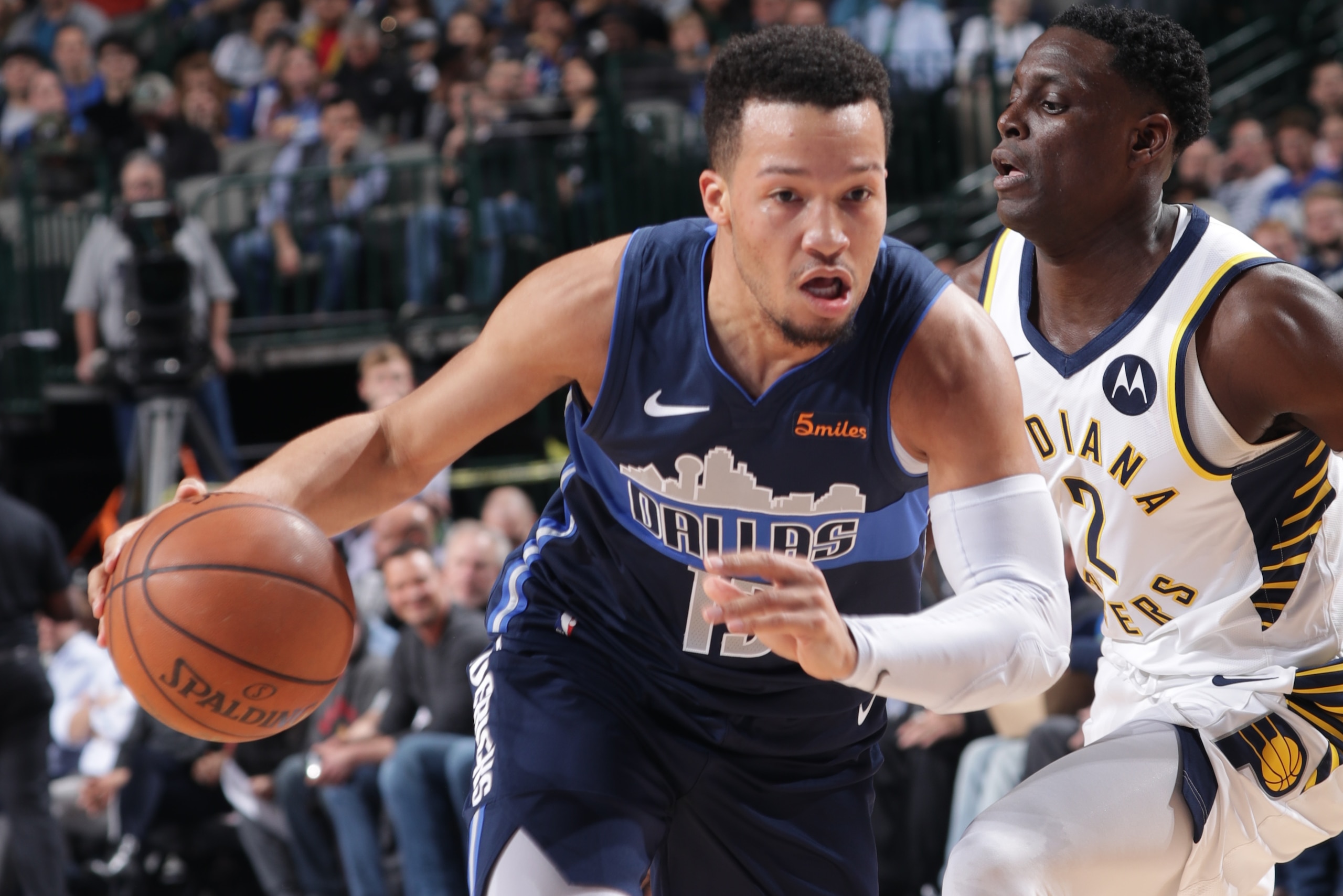 DALLAS, TX - FEBRUARY 27: Jalen Brunson #13 of the Dallas Mavericks drives to the basket against the Indiana Pacers on February 27, 2019 at the American Airlines Center in Dallas, Texas. NOTE TO USER: User expressly acknowledges and agrees that, by downlo