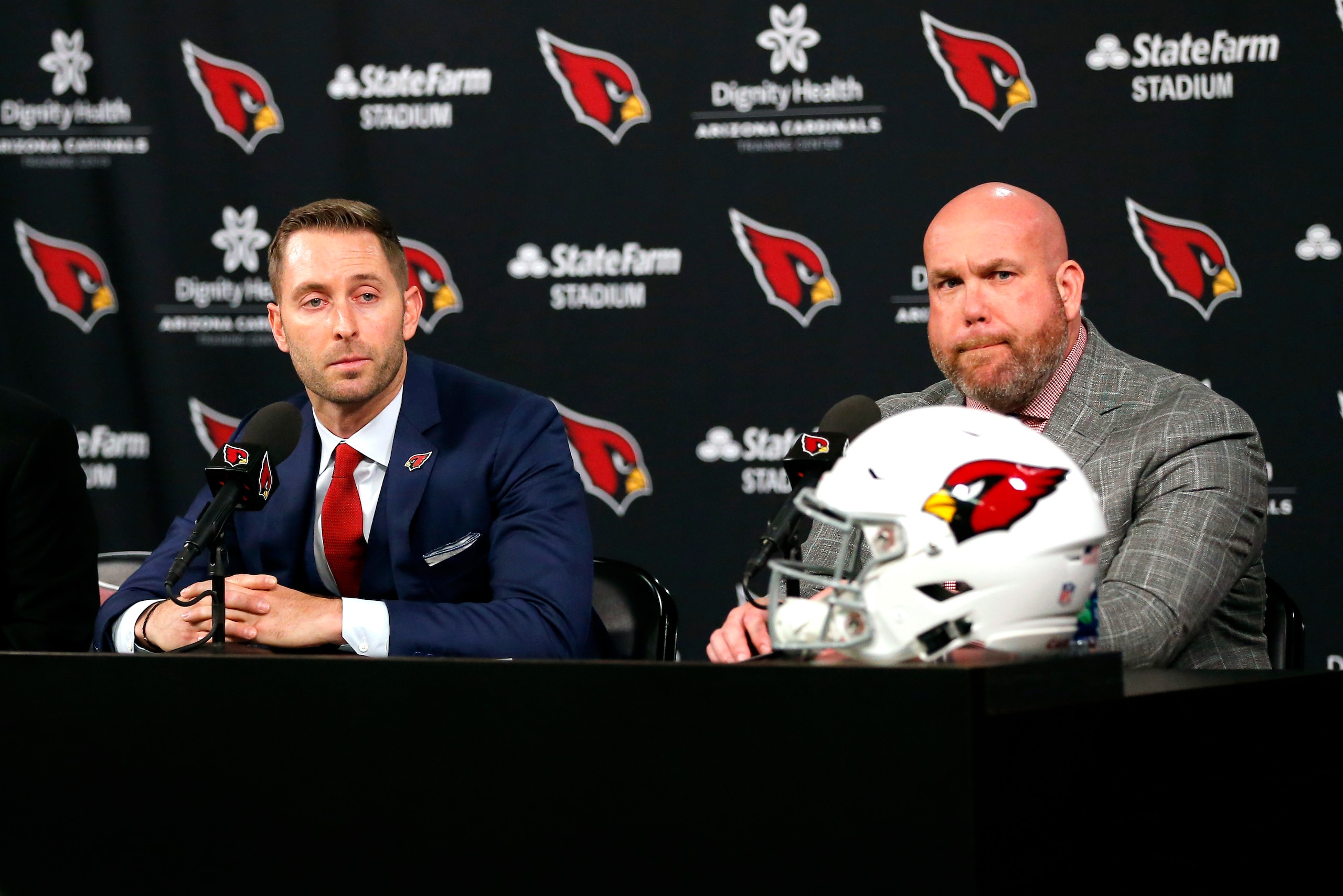Arizona Cardinals head coach Kliff Kingsbury (left) and general manager Steve Keim (right)