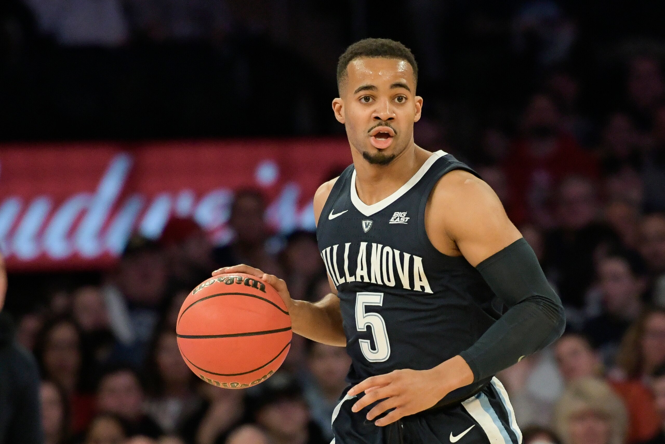 NEW YORK, NY - FEBRUARY 17:  Phil Booth #5 of the Villanova Wildcats dribbles the ball against the St. John's Red Storm at Madison Square Garden on February 17, 2019 in New York City. (Photo by Porter Binks/Getty Images)