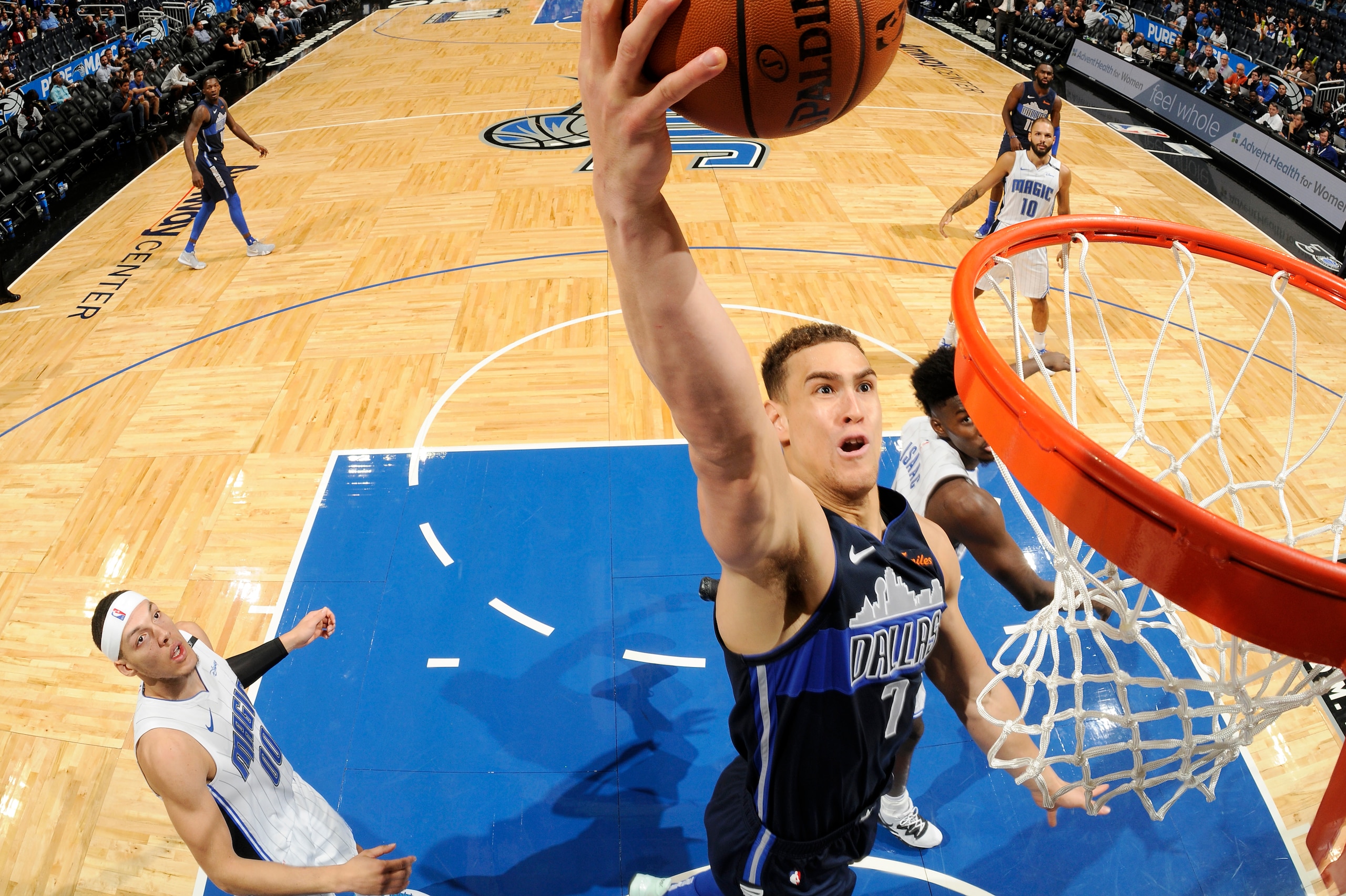 ORLANDO, FL - MARCH 8: Dwight Powell #7 of the Dallas Mavericks shoots the ball against the Orlando Magic on March 8, 2019 at Amway Center in Orlando, Florida. NOTE TO USER: User expressly acknowledges and agrees that, by downloading and or using this pho