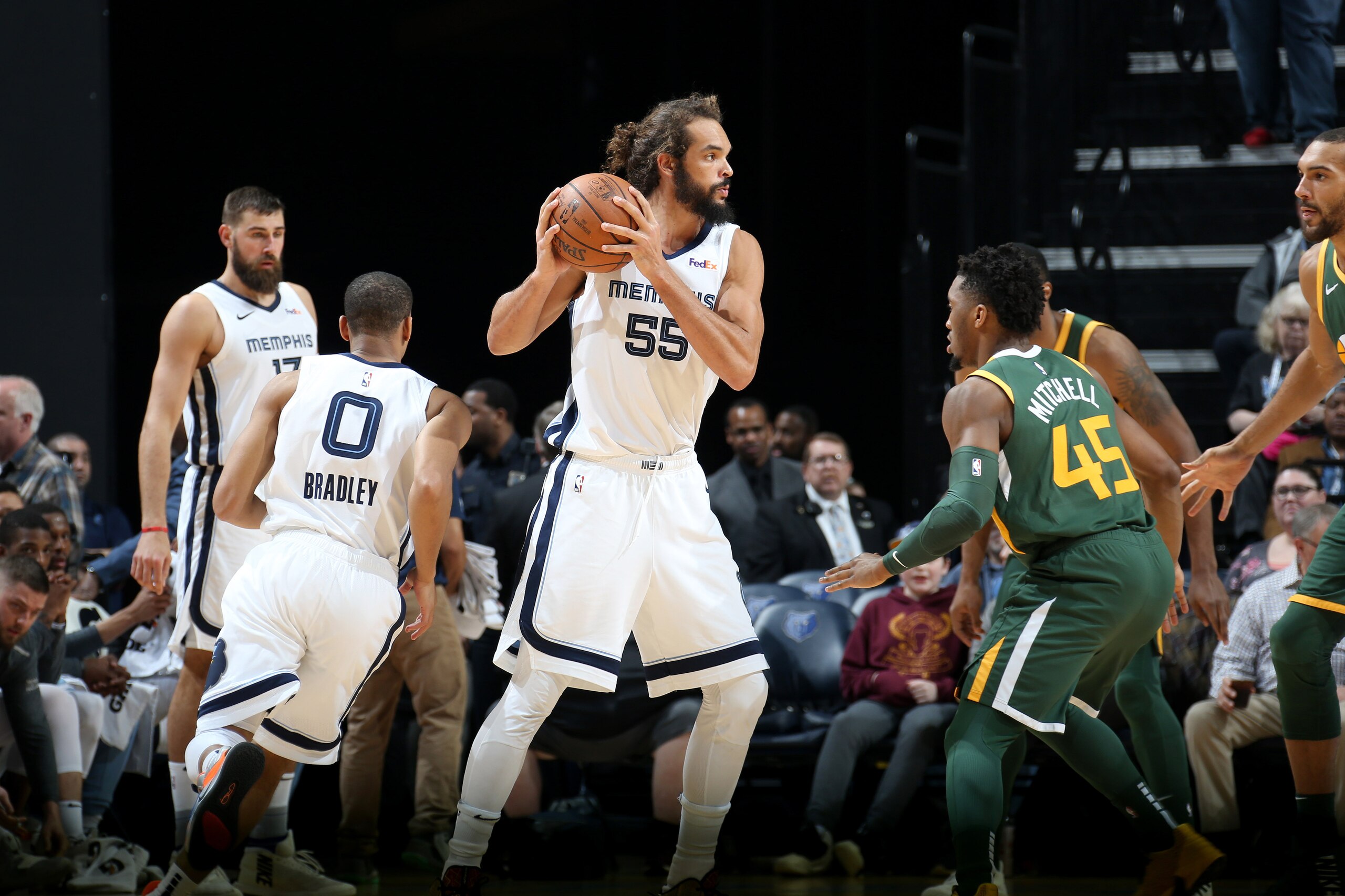 MEMPHIS, TN - MARCH 8: Joakim Noah #55 of the Memphis Grizzlies handles the ball during the game against the Utah Jazz on March 8, 2018 at FedExForum in Memphis, Tennessee. NOTE TO USER: User expressly acknowledges and agrees that, by downloading and or u
