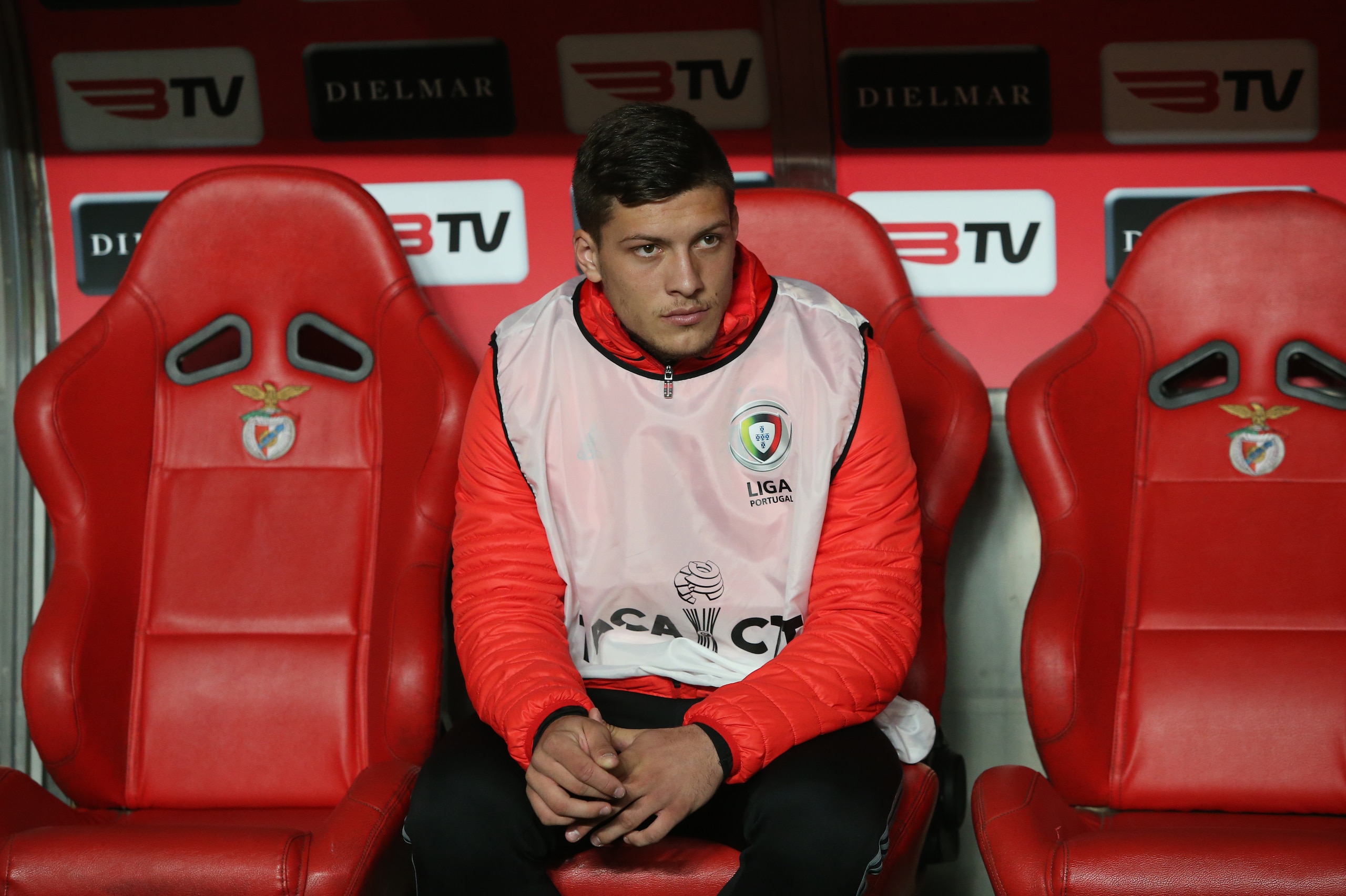 LISBON, PORTUGAL - JANUARY 3:  SL Benfica's forward from Serbia Luka Jovic before the start of the Primeira Liga match between SL Benfica and FC Vizela at Estadio da Luz on January 3, 2017 in Lisbon, Portugal.  (Photo by Gualter Fatia/Getty Images)