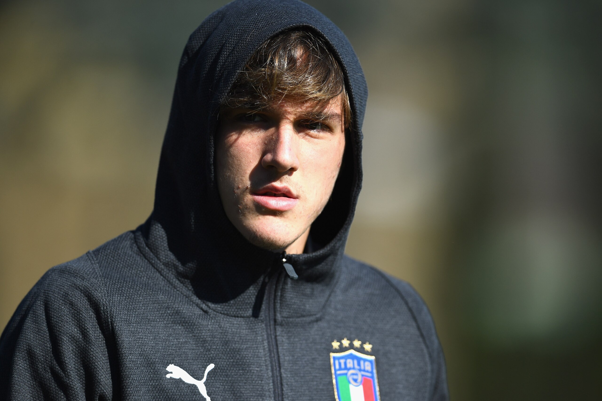 FLORENCE, ITALY - MARCH 20:  Nicolò Zaniolo of Italy looks on during a training session at Centro Tecnico Federale di Coverciano on March 20, 2019 in Florence, Italy.  (Photo by Claudio Villa/Getty Images)