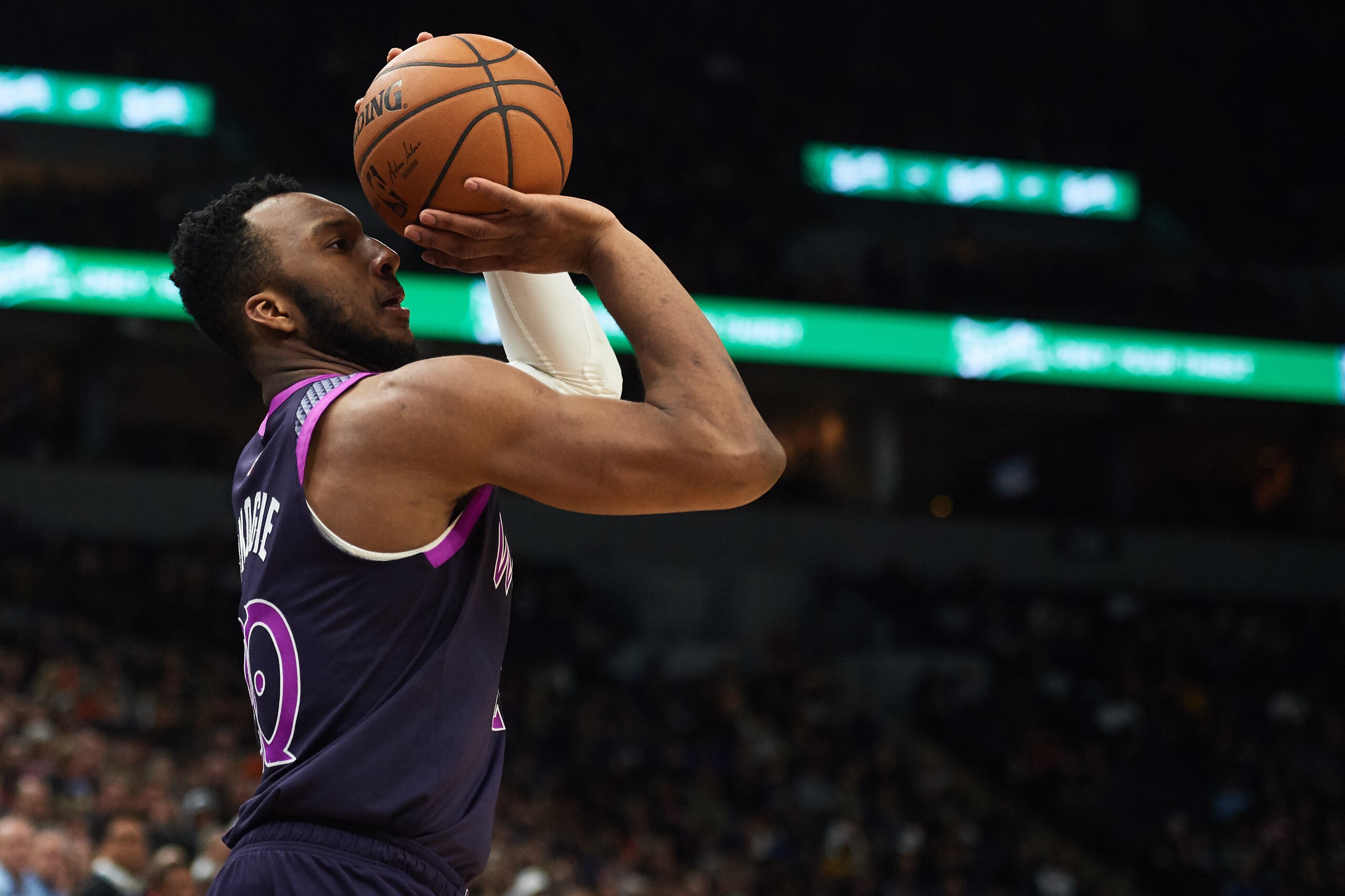 MINNEAPOLIS, MN - MARCH 19: Josh Okogie #20 of the Minnesota Timberwolves shoots the ball against the Golden State Warriors during the game on March 19, 2019 at the Target Center in Minneapolis, Minnesota. NOTE TO USER: User expressly acknowledges and agr MINNEAPOLIS, MN - MARCH 19: Josh Okogie #20 of the Minnesota Timberwolves shoots the ball against the Golden State Warriors during the game on March 19, 2019 at the Target Center in Minneapolis, Minnesota. NOTE TO USER: User expressly acknowledges and agr